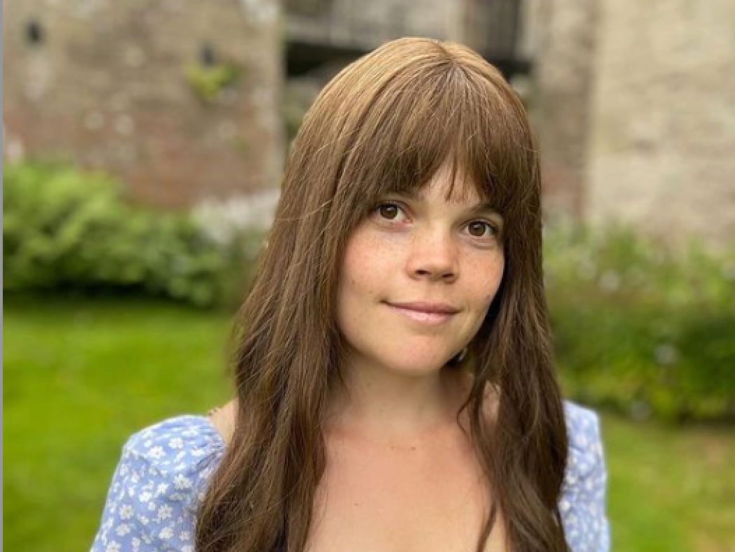 How Wigs and Toppers Can Help You Heal