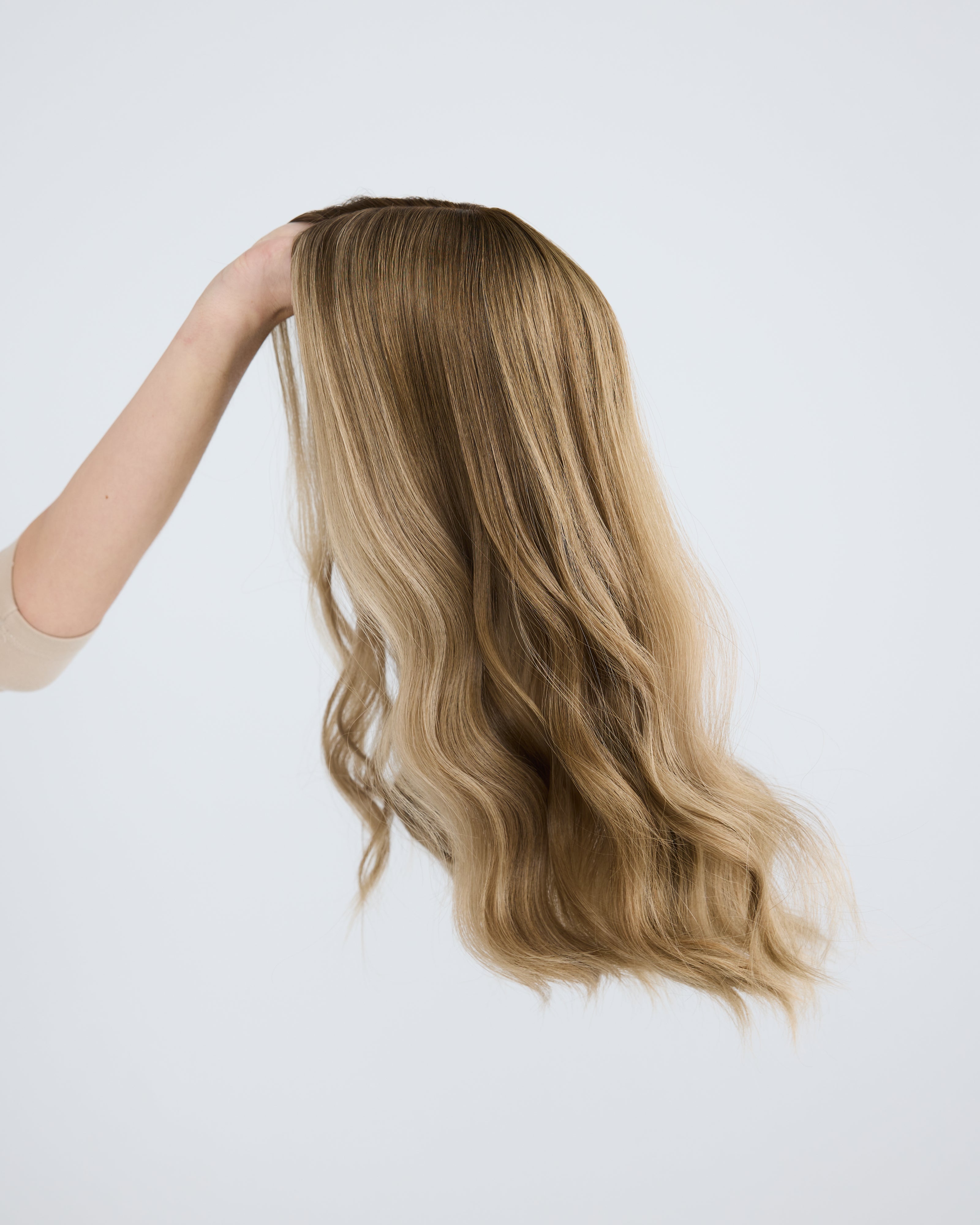 Ashy Bronde // Silk Topper