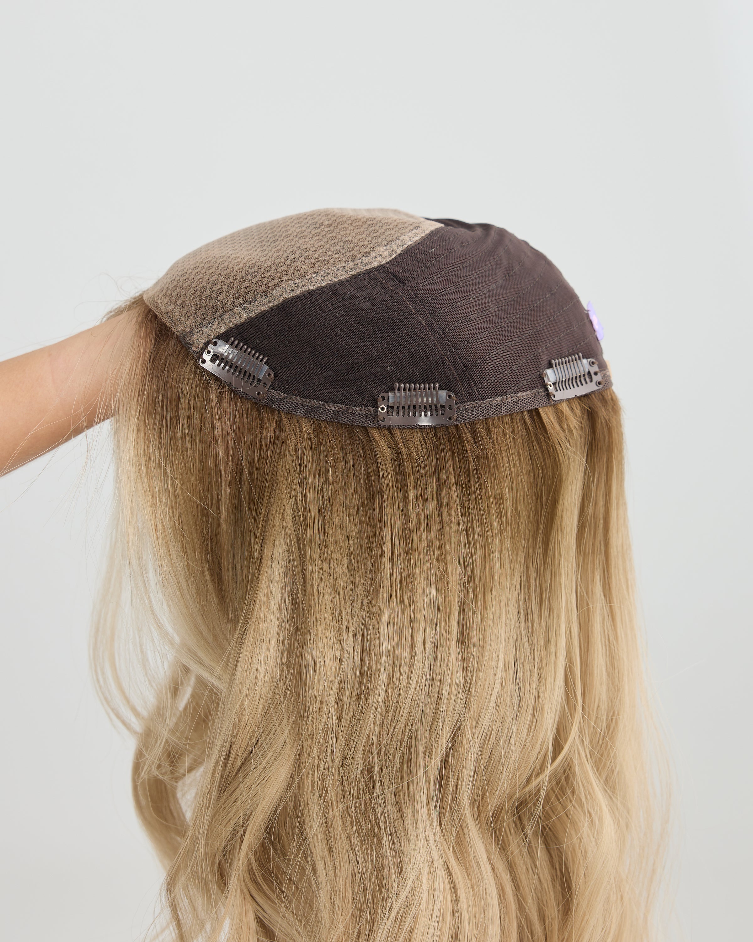 Oat Blonde // Lace Topper