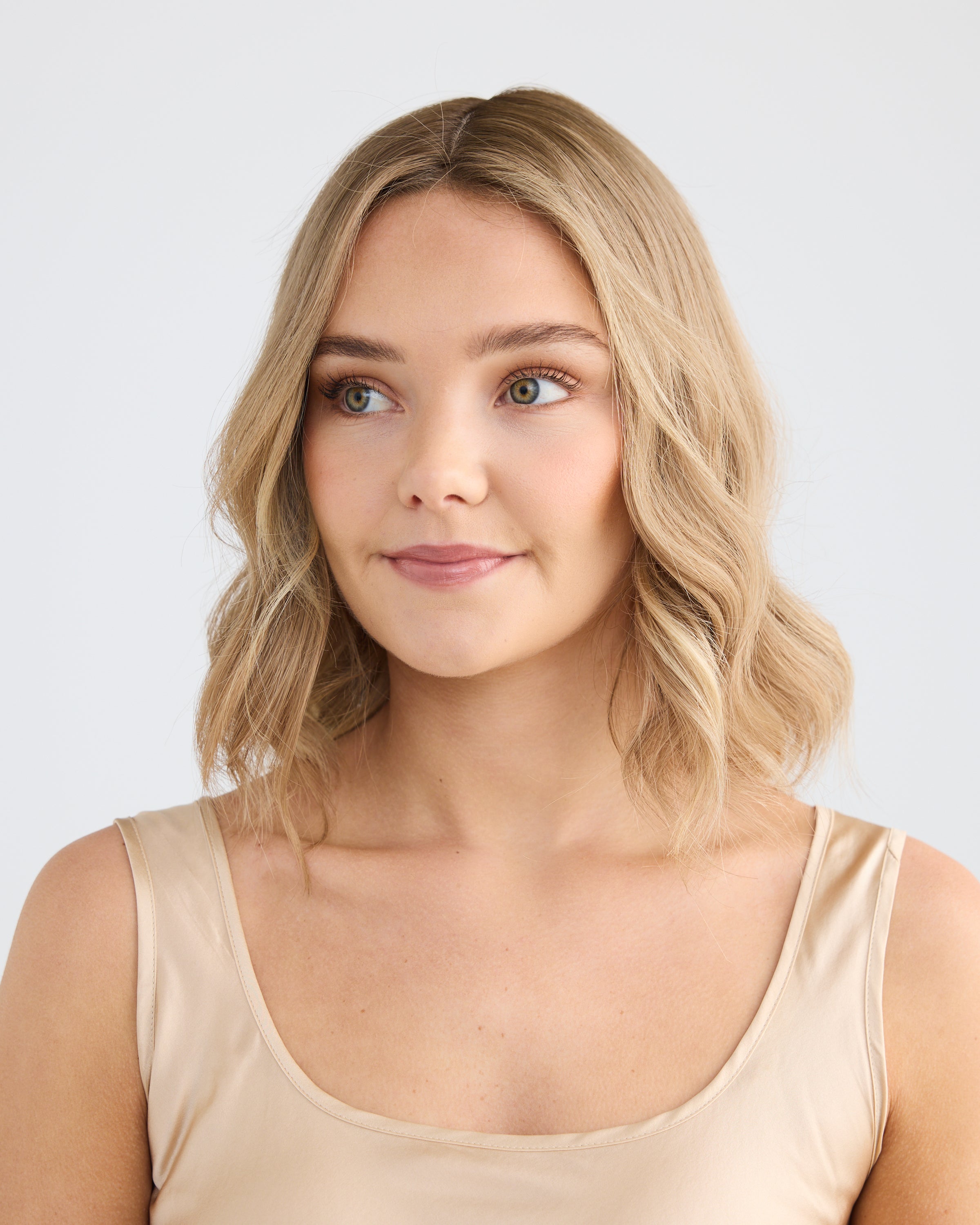 Champagne Blonde // Lusta Silk Topper