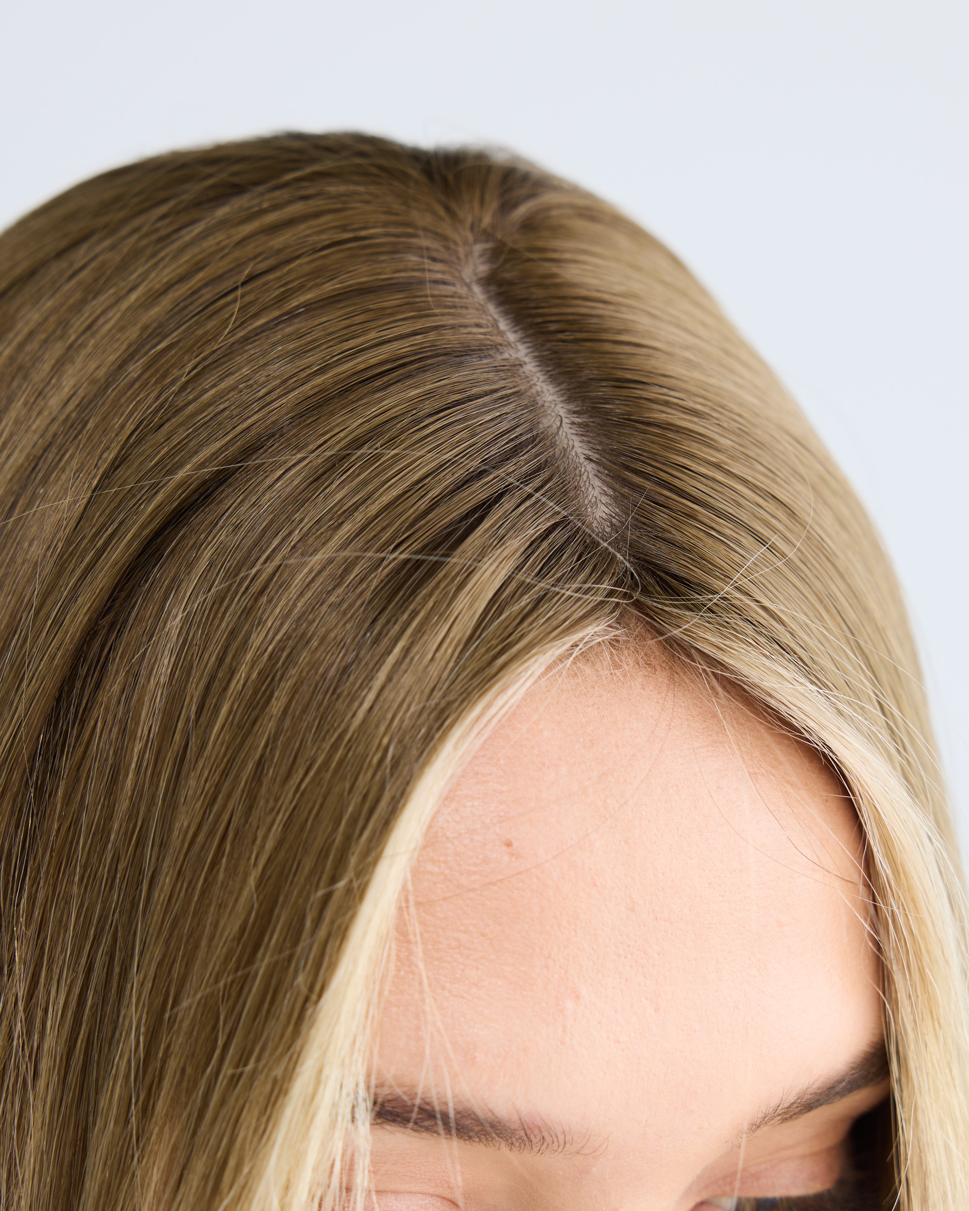 Champagne Blonde // Silk Topper