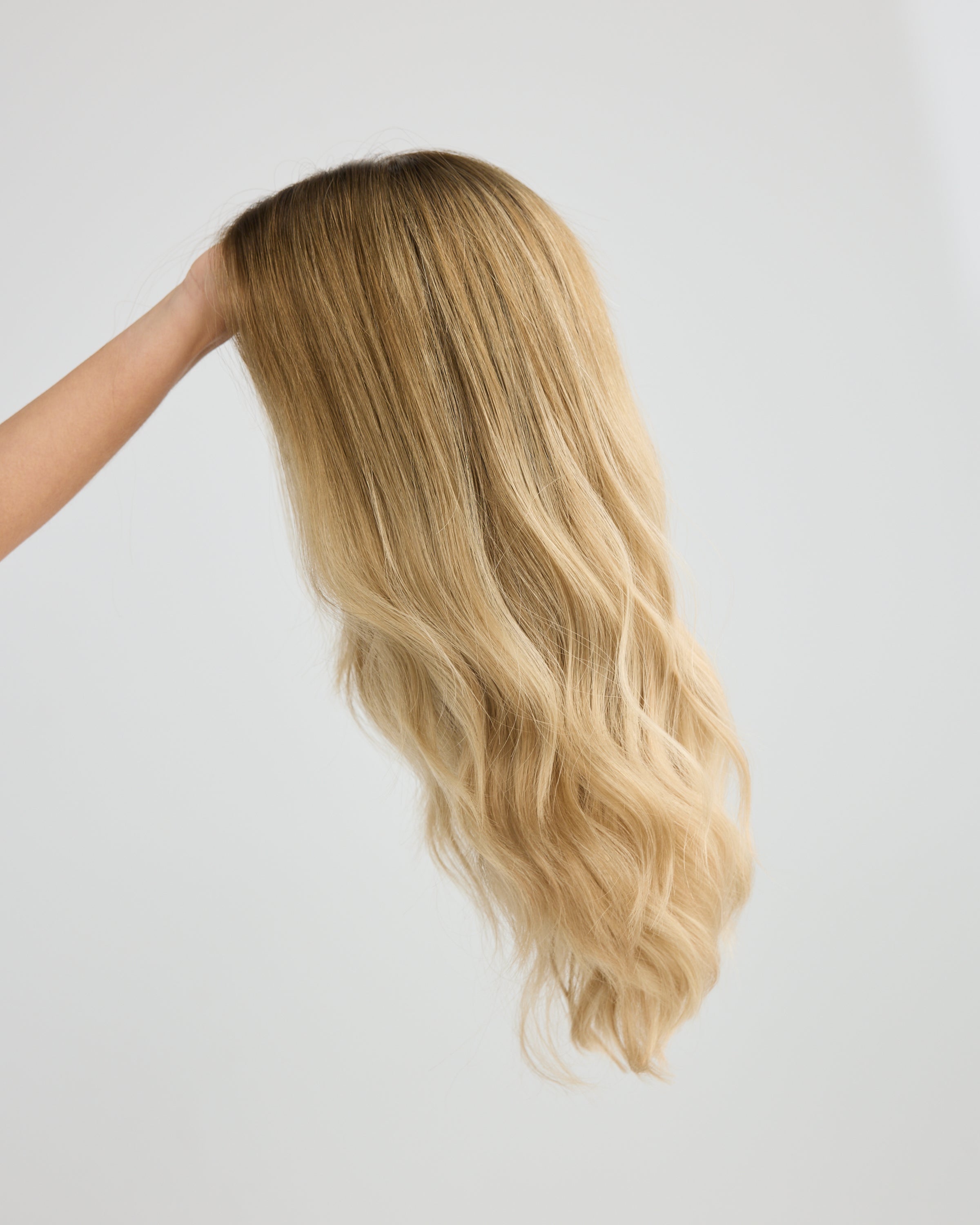 Sandy Blonde // The Lusta Lace Wig