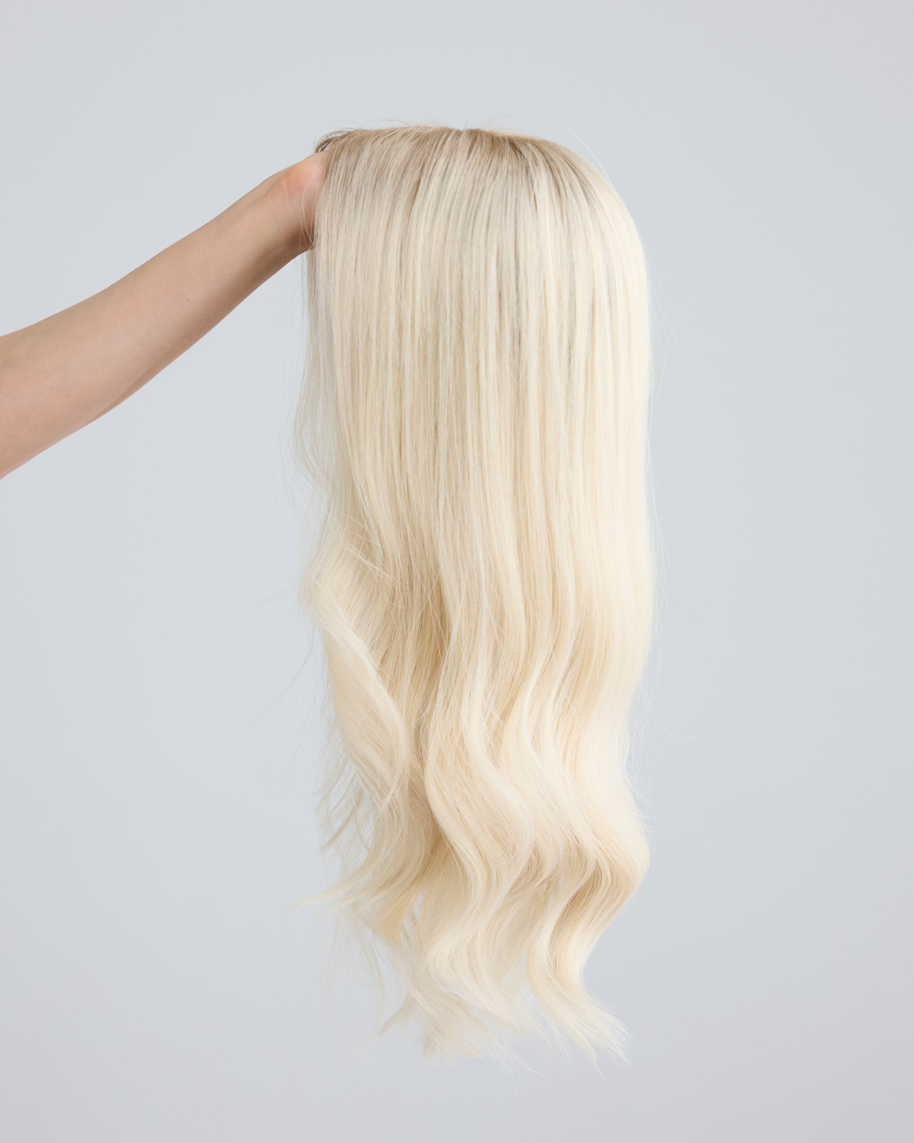 Ice Blonde // The Lusta Lace Wig