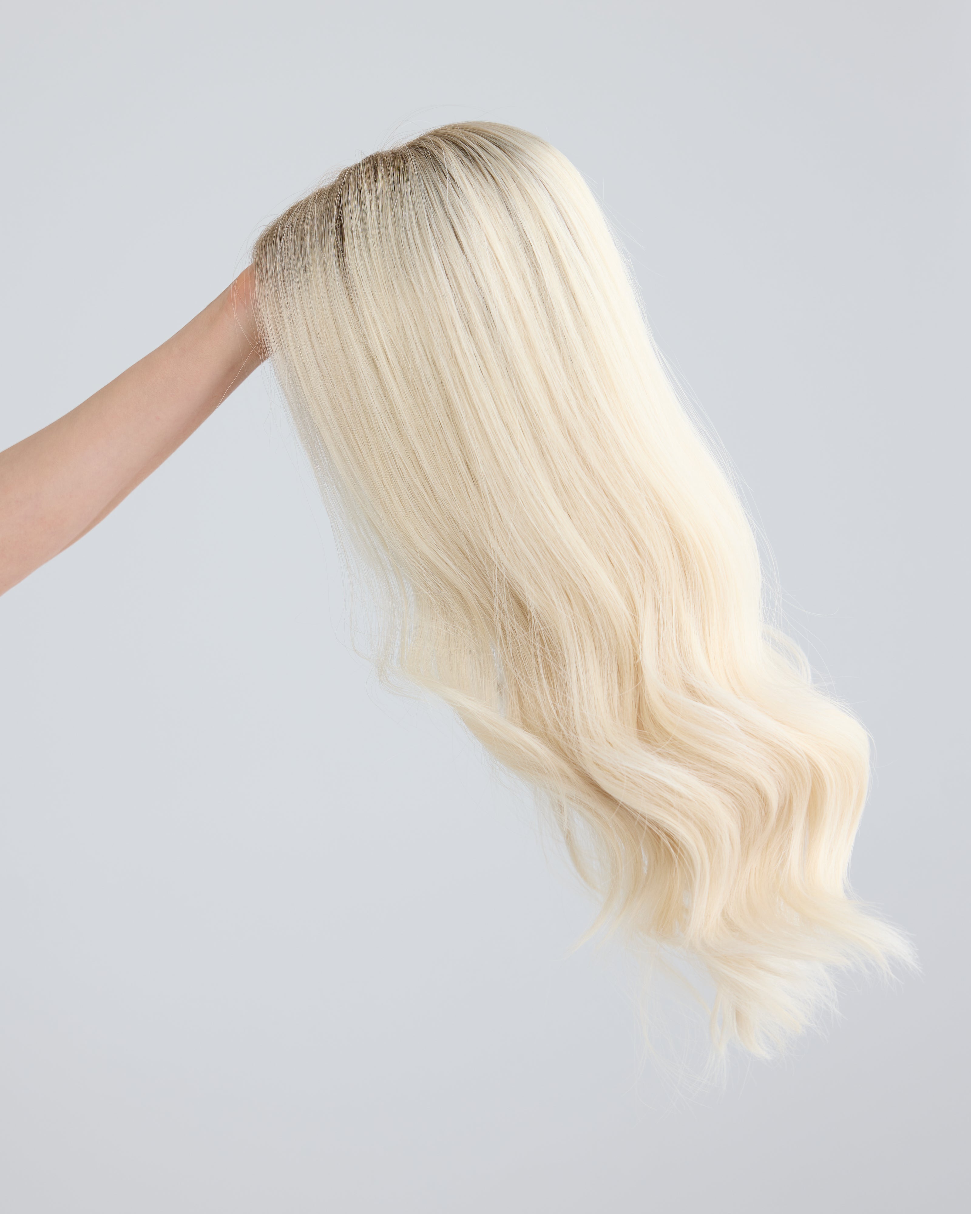 Ice Blonde // The Lusta Lace Wig