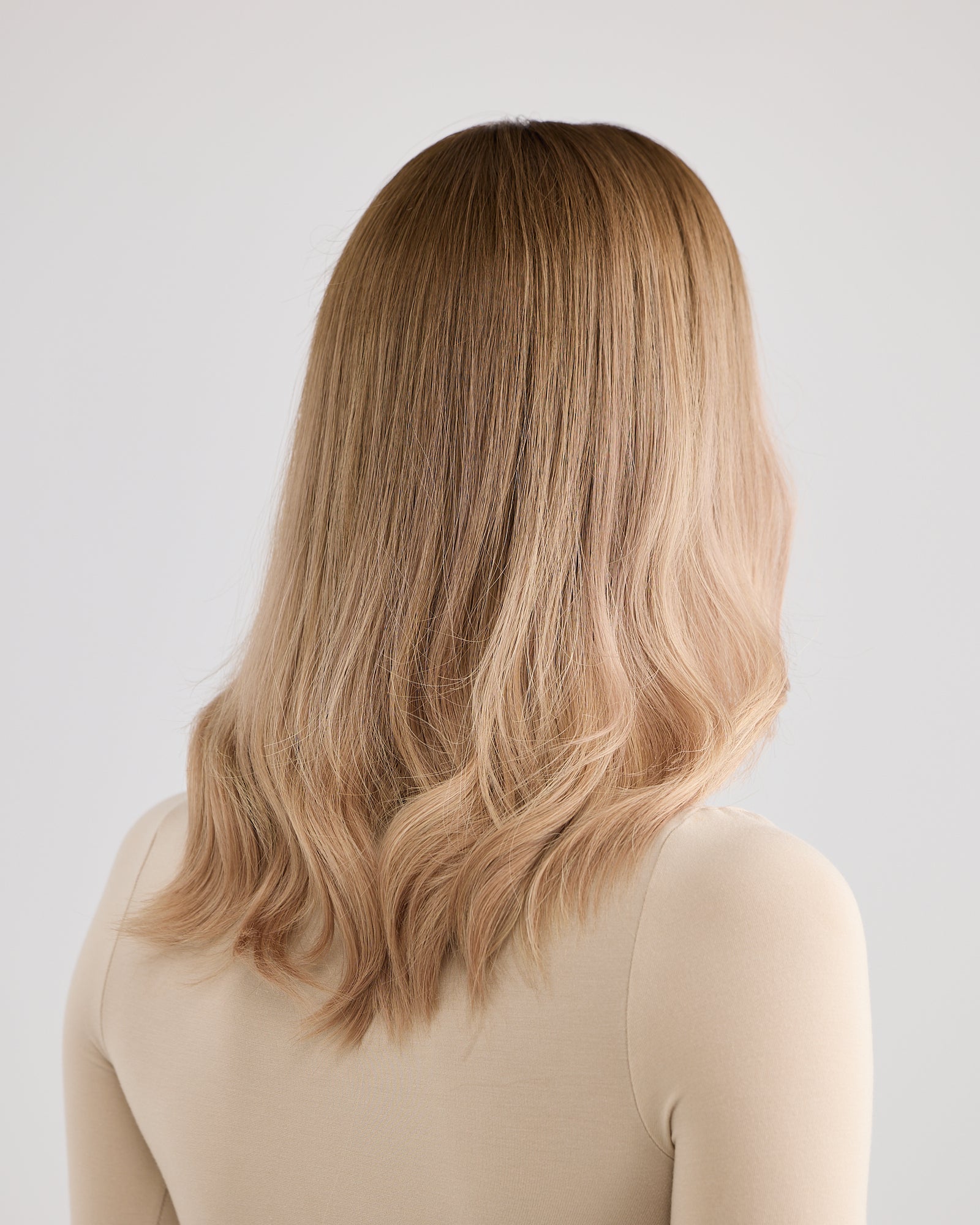 CHAMPAGNE BLONDE // LACE TOPPER // 16 INCHES // 8x8 CAP