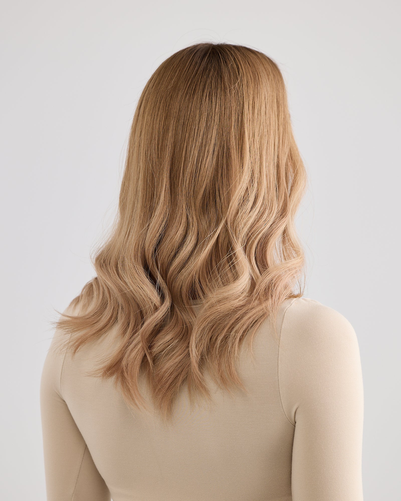 CHAMPAGNE BLONDE // LACE TOPPER // 18 INCHES // 8x8 CAP