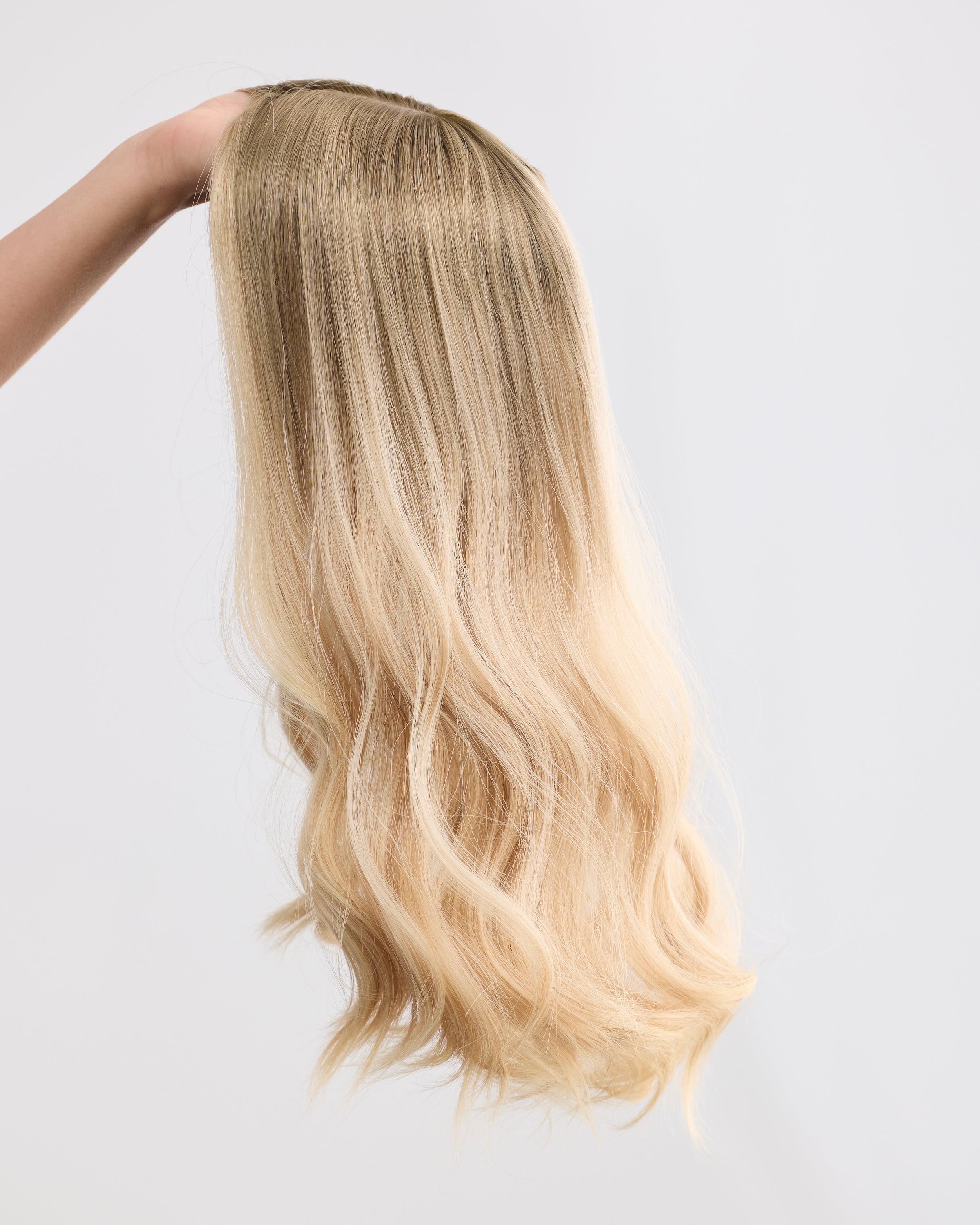 Pearl Blonde // Silk Topper