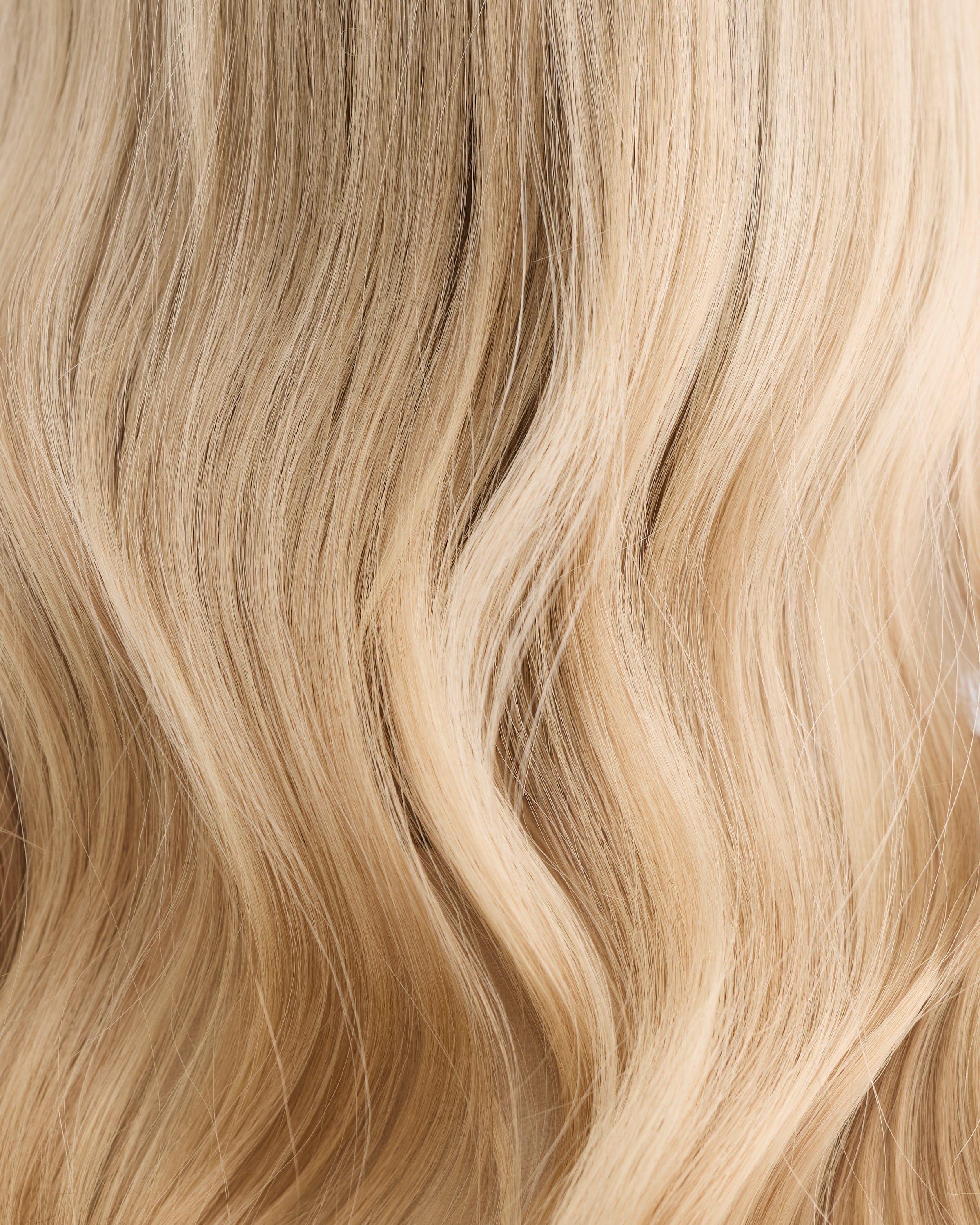 Pearl Blonde // Silk Topper