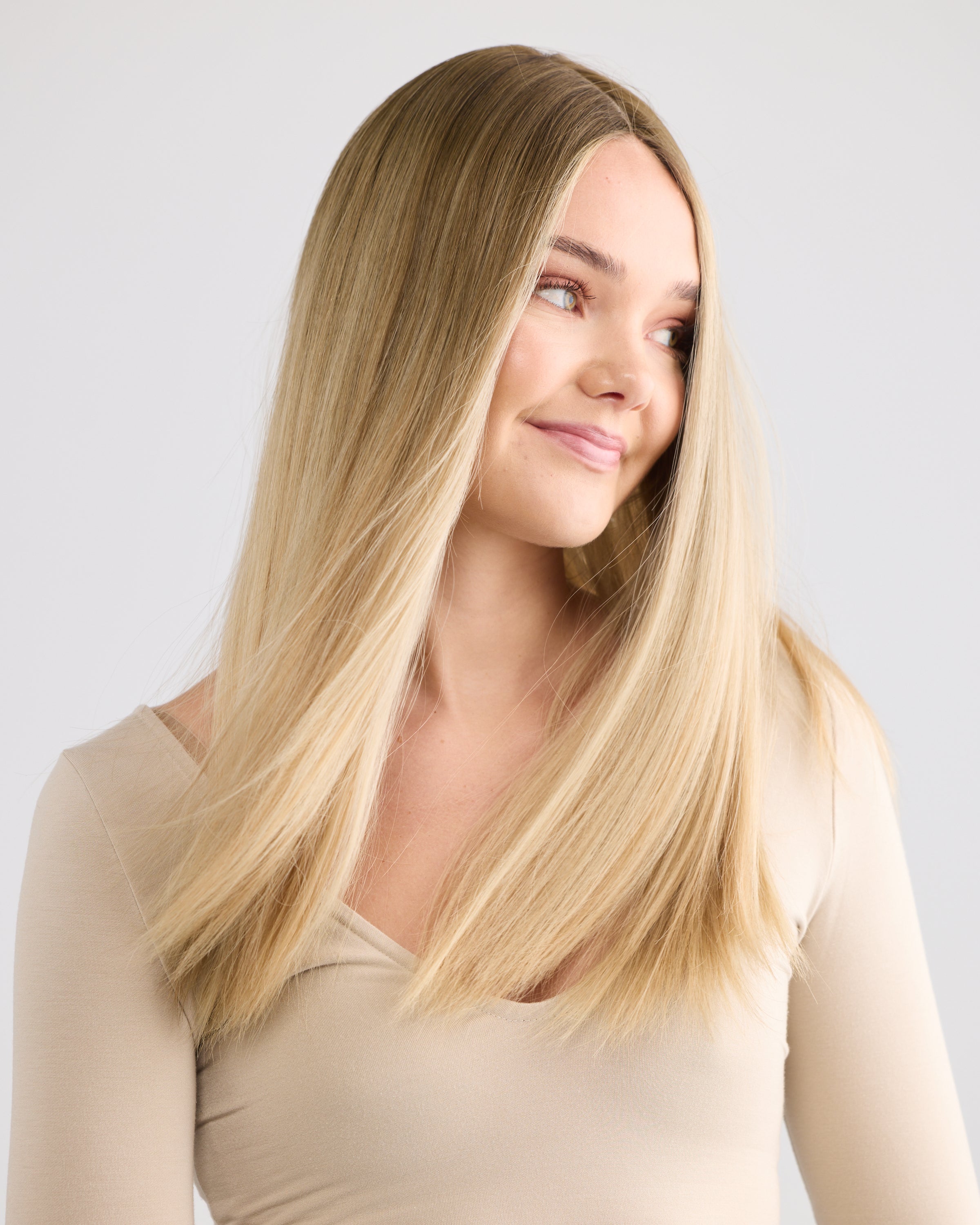 CHAMPAGNE BLONDE // SILK TOPPER