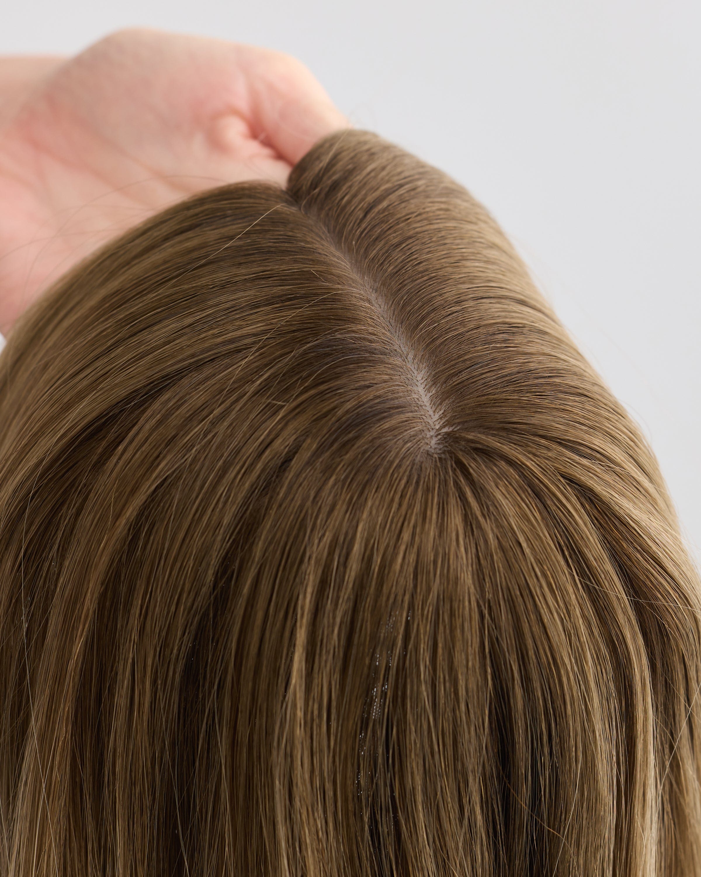 CHAMPAGNE BLONDE // SILK TOPPER