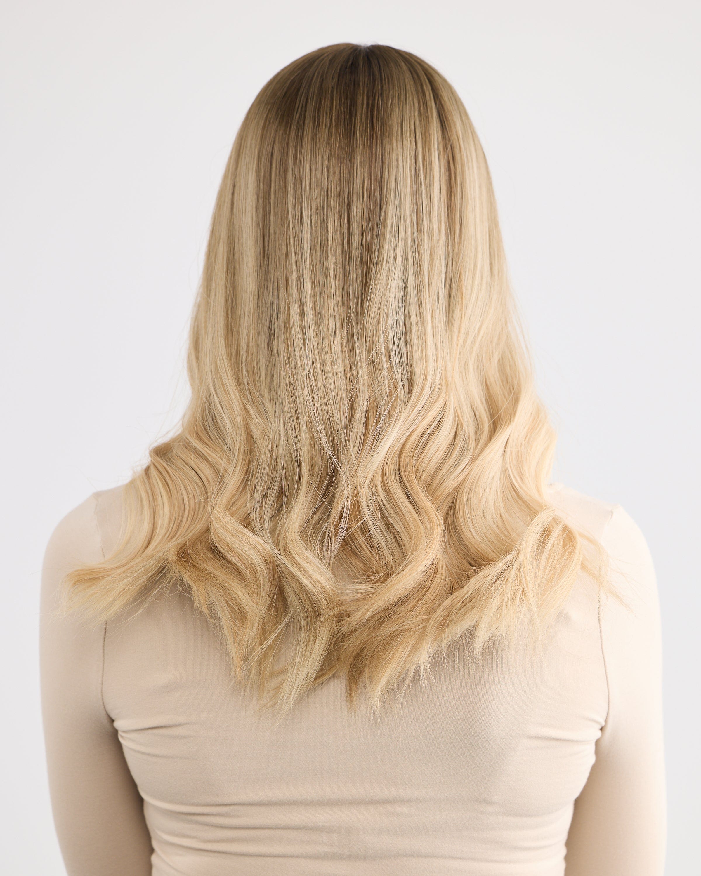 CHAMPAGNE BLONDE // SILK TOPPER