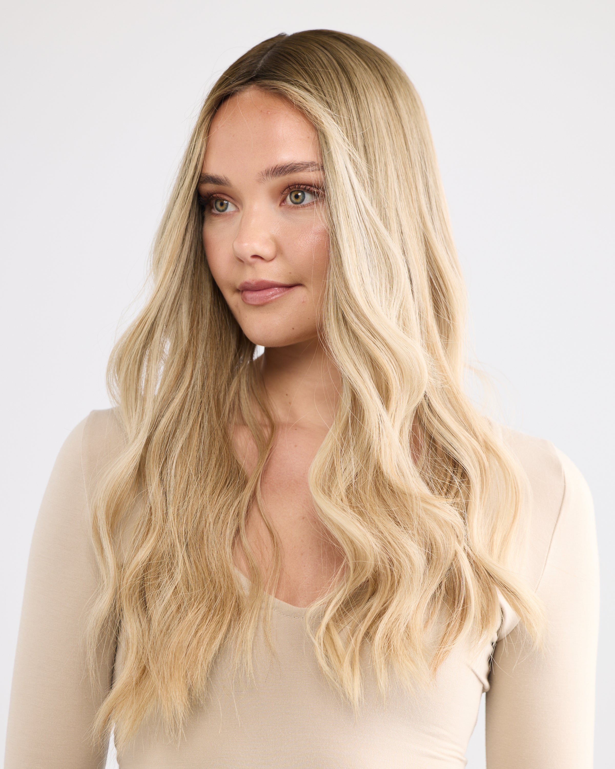 CHAMPAGNE BLONDE // SILK TOPPER