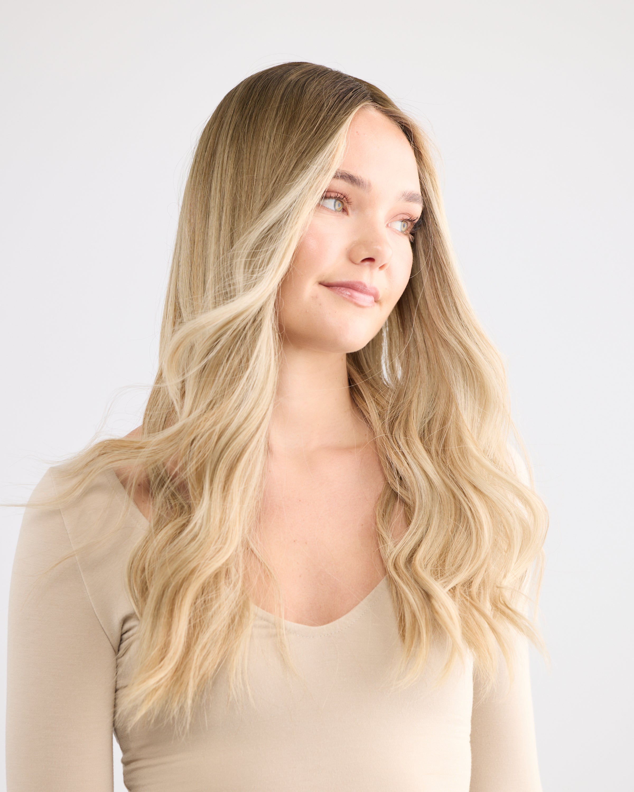 CHAMPAGNE BLONDE // SILK TOPPER