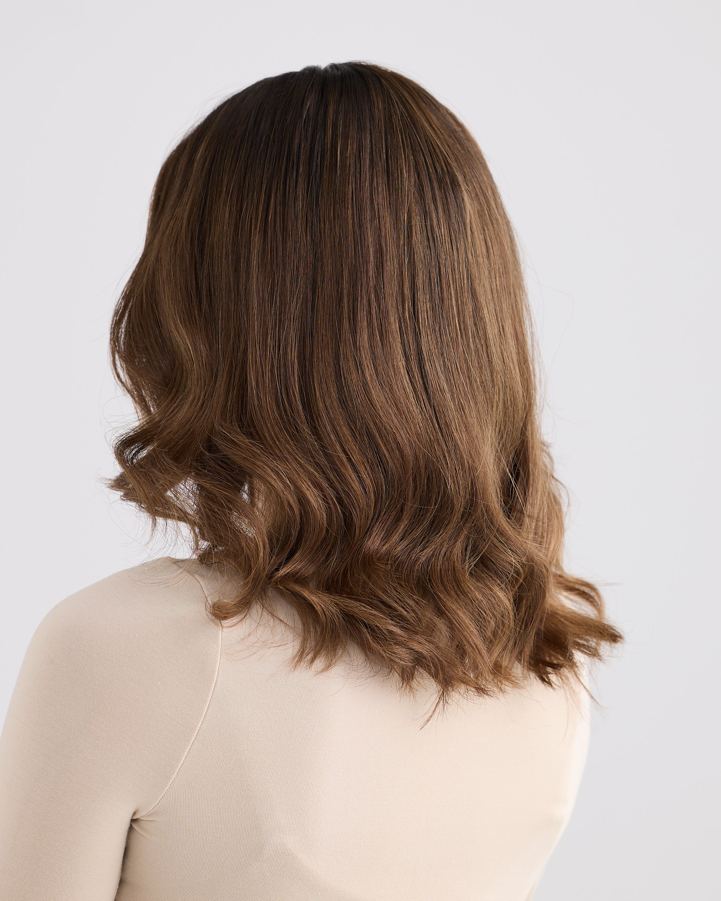 DREAMY BALAYAGE BRUNETTE // GAME CHANGER WIG // 16 INCHES // M CAP