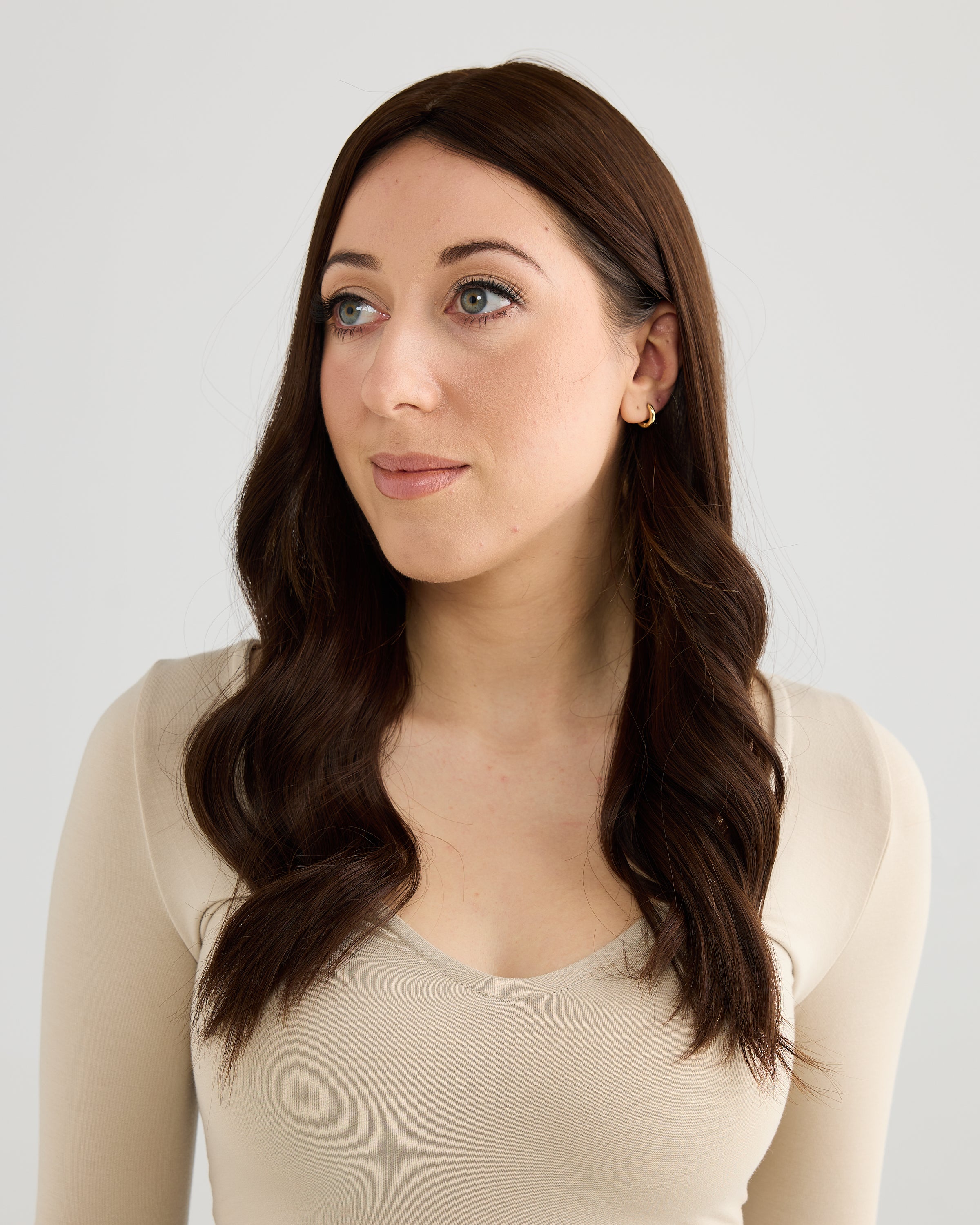NATURAL RICH BRUNETTE // SILK TOPPER // 20 INCHES