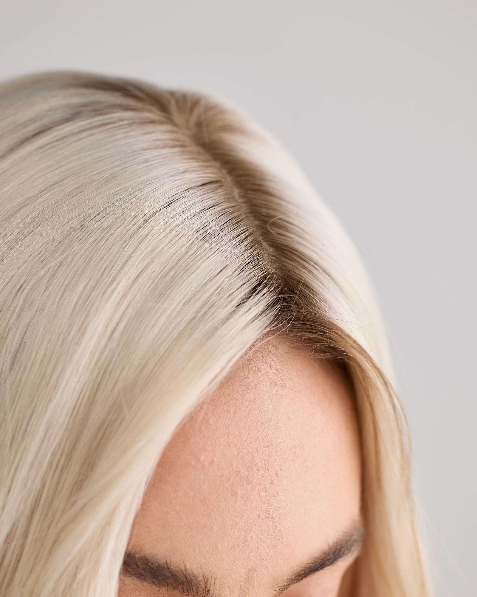 WHITE BLONDE // SILK TOPPER // 14 INCHES // 8x8 CAP