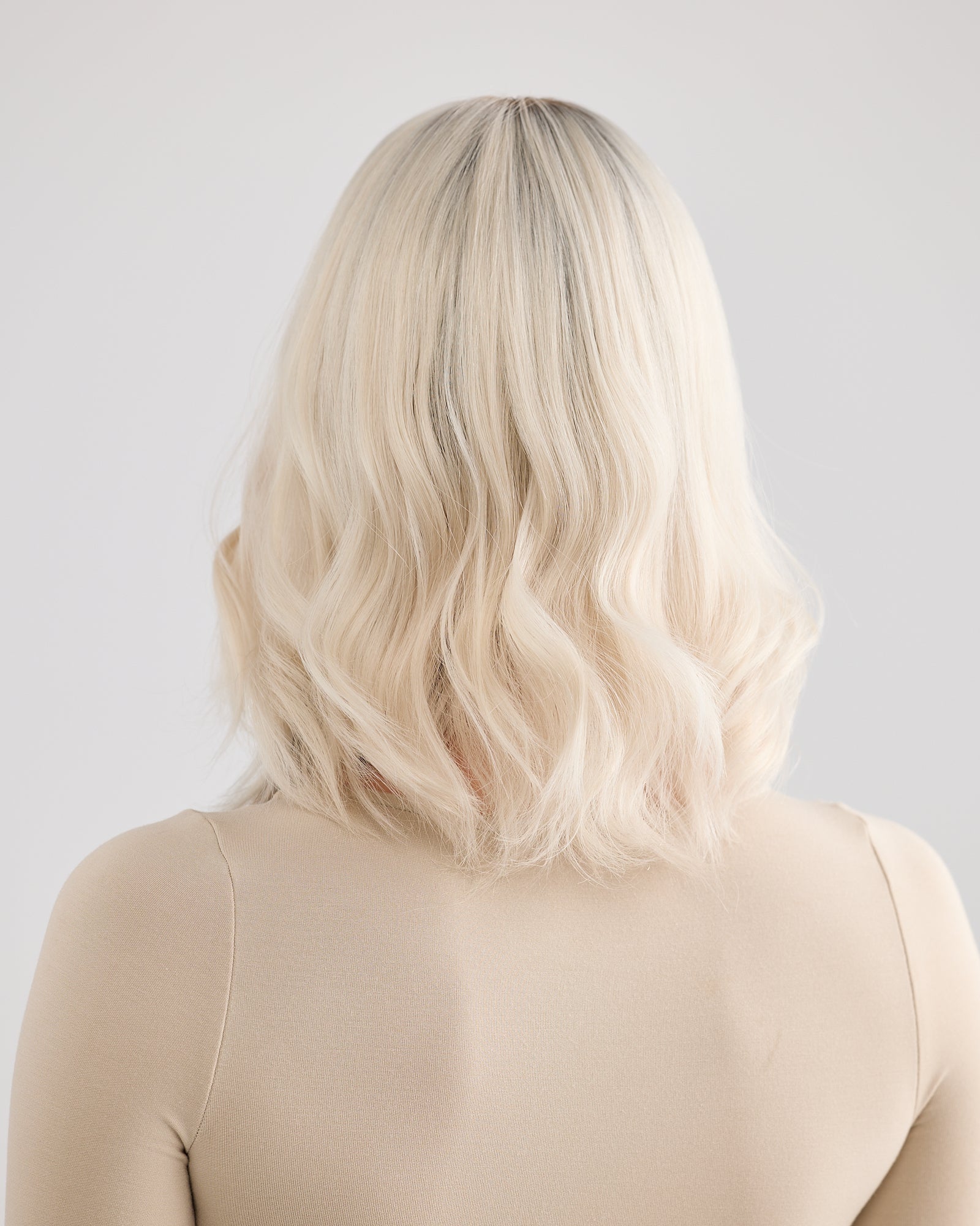 WHITE BLONDE // SILK TOPPER // 14 INCHES // 8x8 CAP