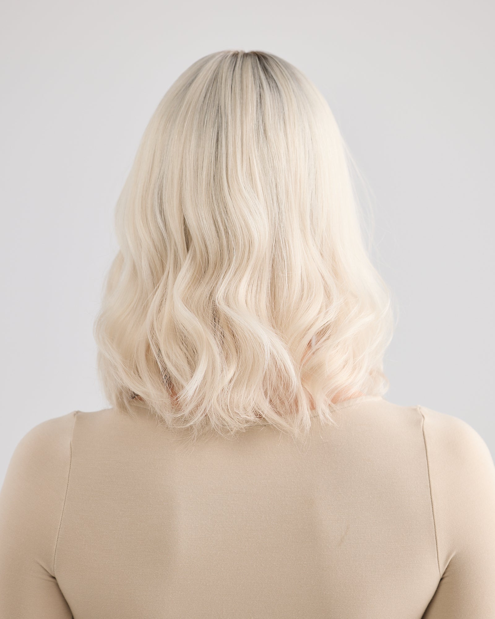 WHITE BLONDE // SILK TOPPER // 14 INCHES // 8x8 CAP