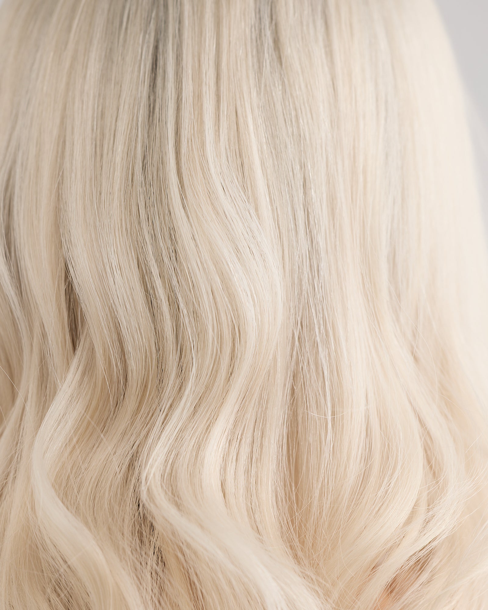 WHITE BLONDE // SILK TOPPER // 14 INCHES // 8x8 CAP