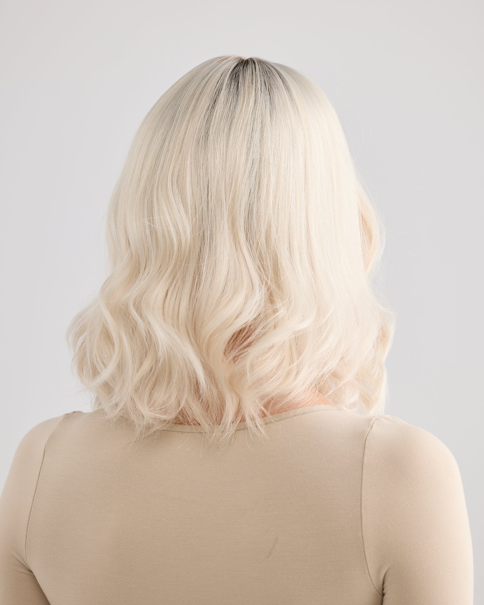 WHITE BLONDE // SILK TOPPER // 14 INCHES // 8x8 CAP