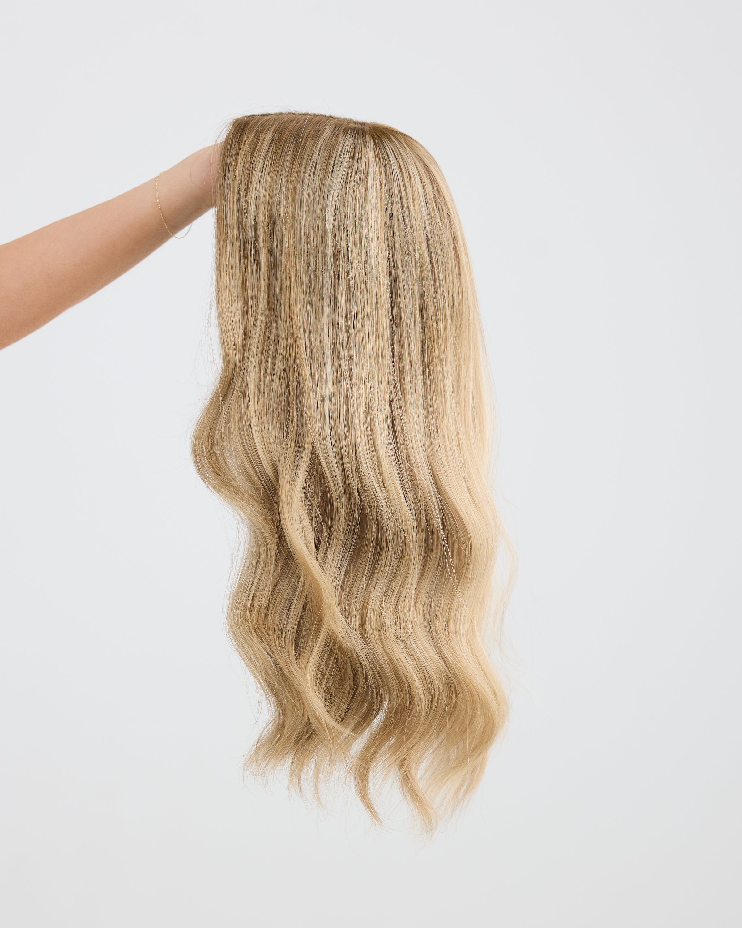 Vanilla Blonde // Lusta Silk Topper