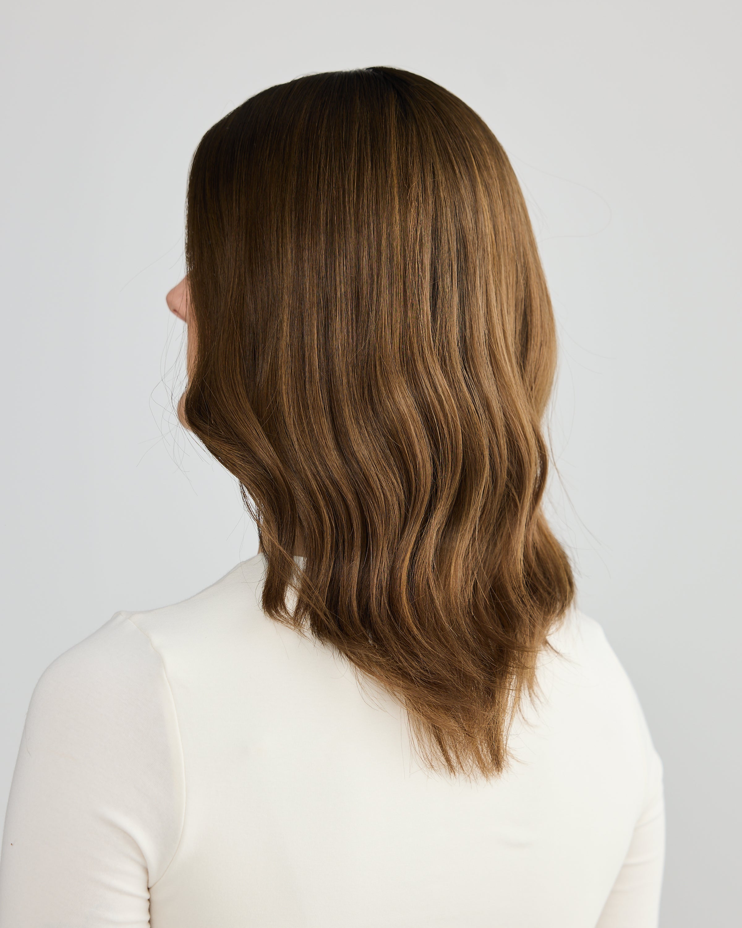 NEUTRAL BRUNETTE BALAYAGE // GAME CHANGER WIG // 16 INCHES // M CAP