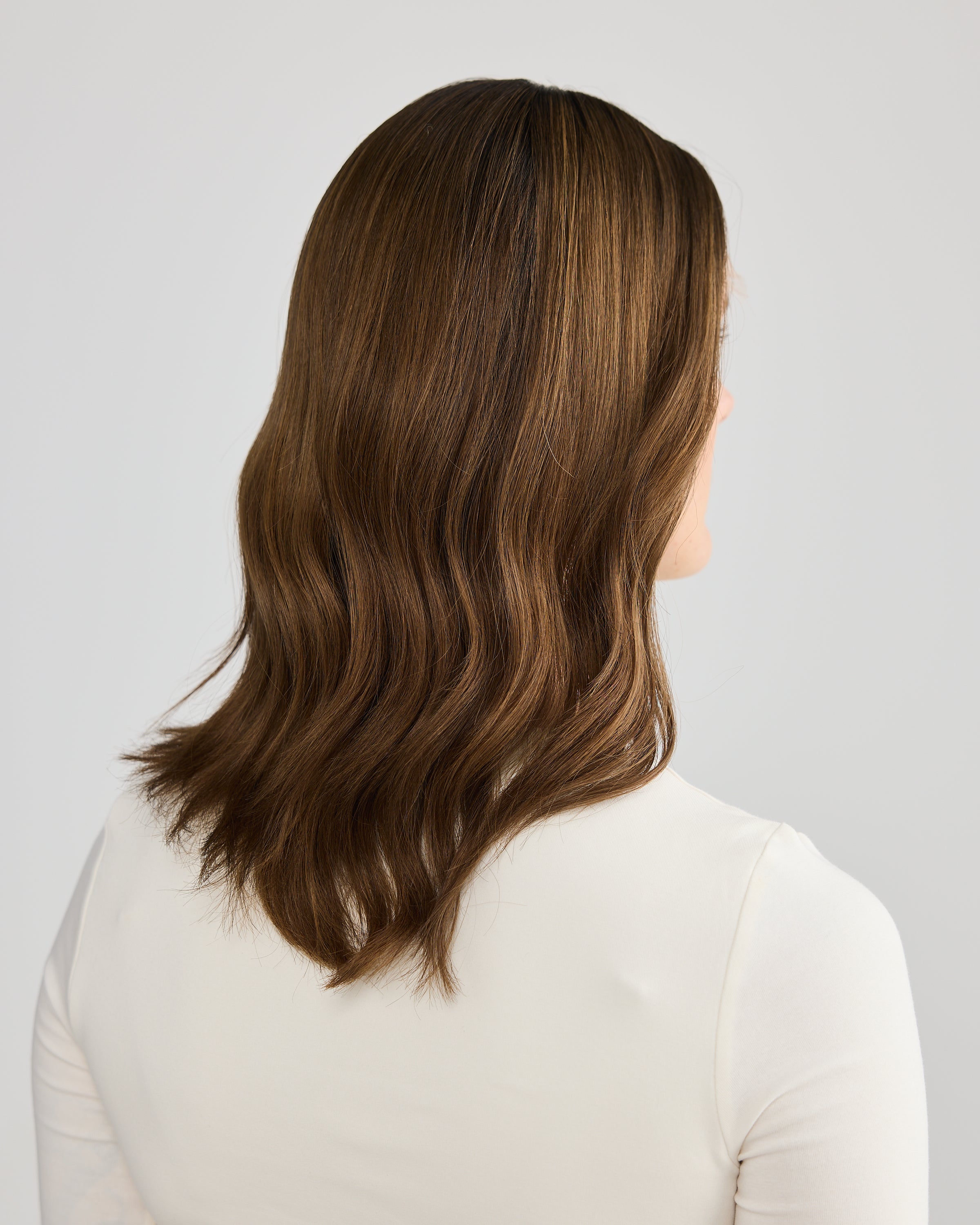 NEUTRAL BRUNETTE BALAYAGE // GAME CHANGER WIG // 16 INCHES // M CAP