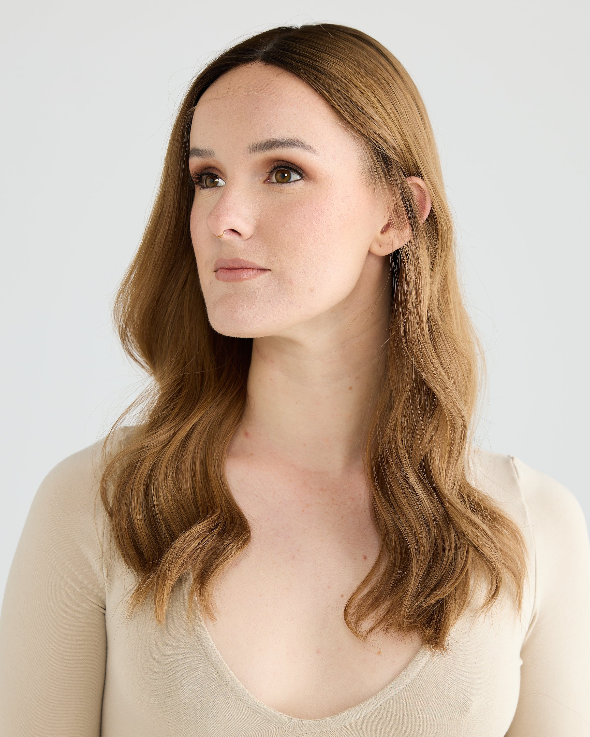 GOLDEN LIGHT BRUNETTE // GAME CHANGER WIG // 20 INCHES // XS CAP