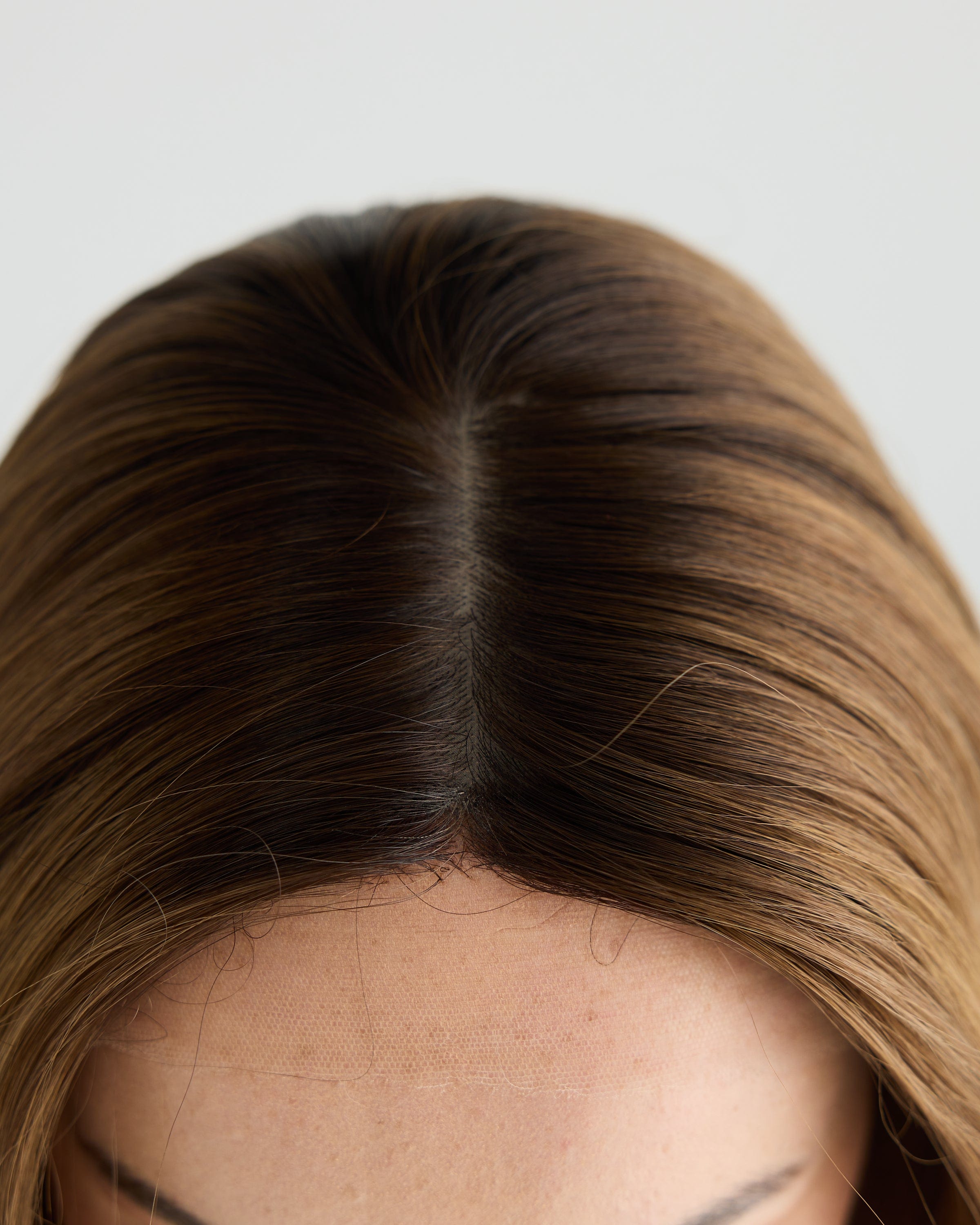 GOLDEN LIGHT BRUNETTE // GAME CHANGER WIG // 20 INCHES // XS CAP