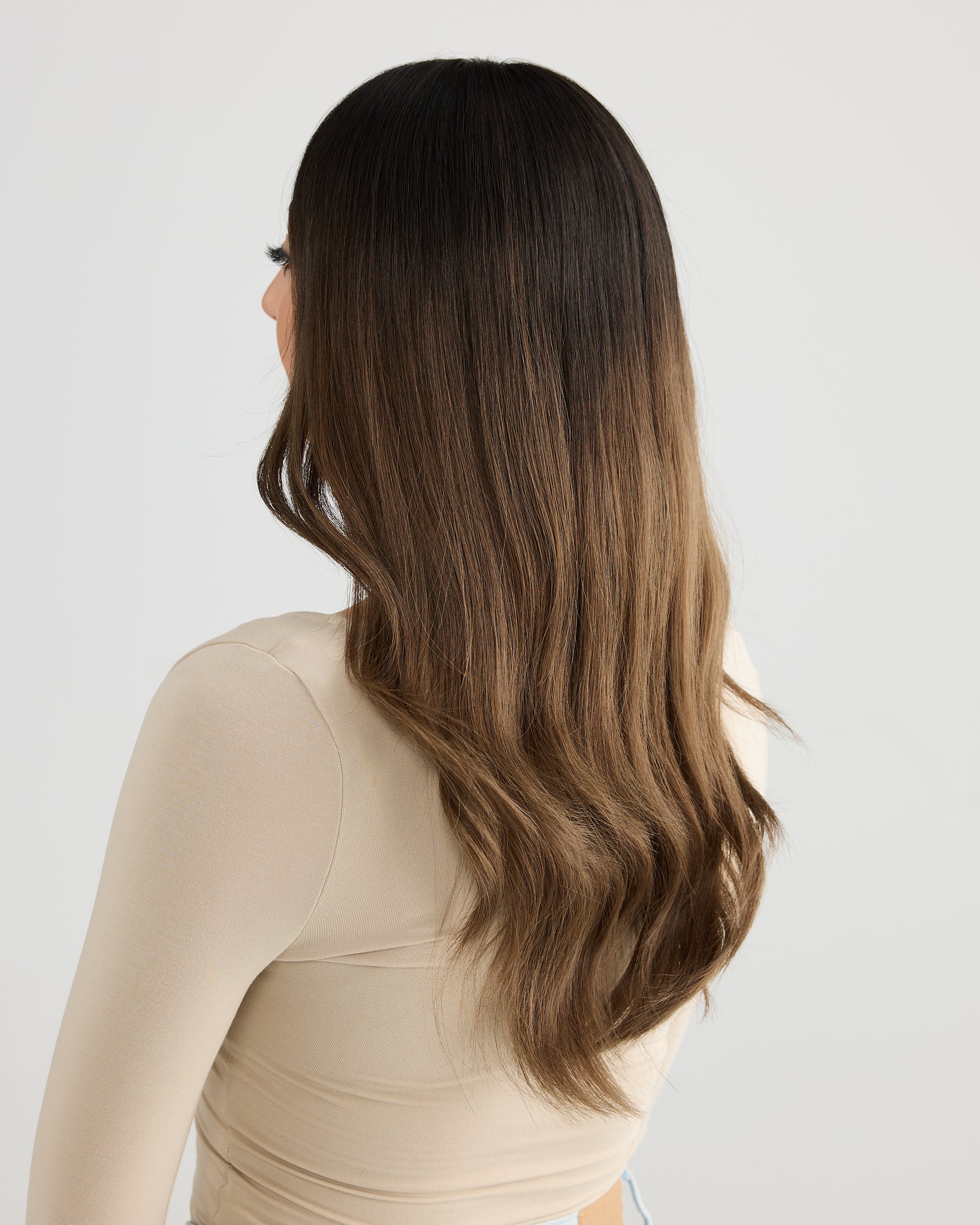ASH DEPTH // GAME CHANGER WIG // 22 INCHES // S CAP