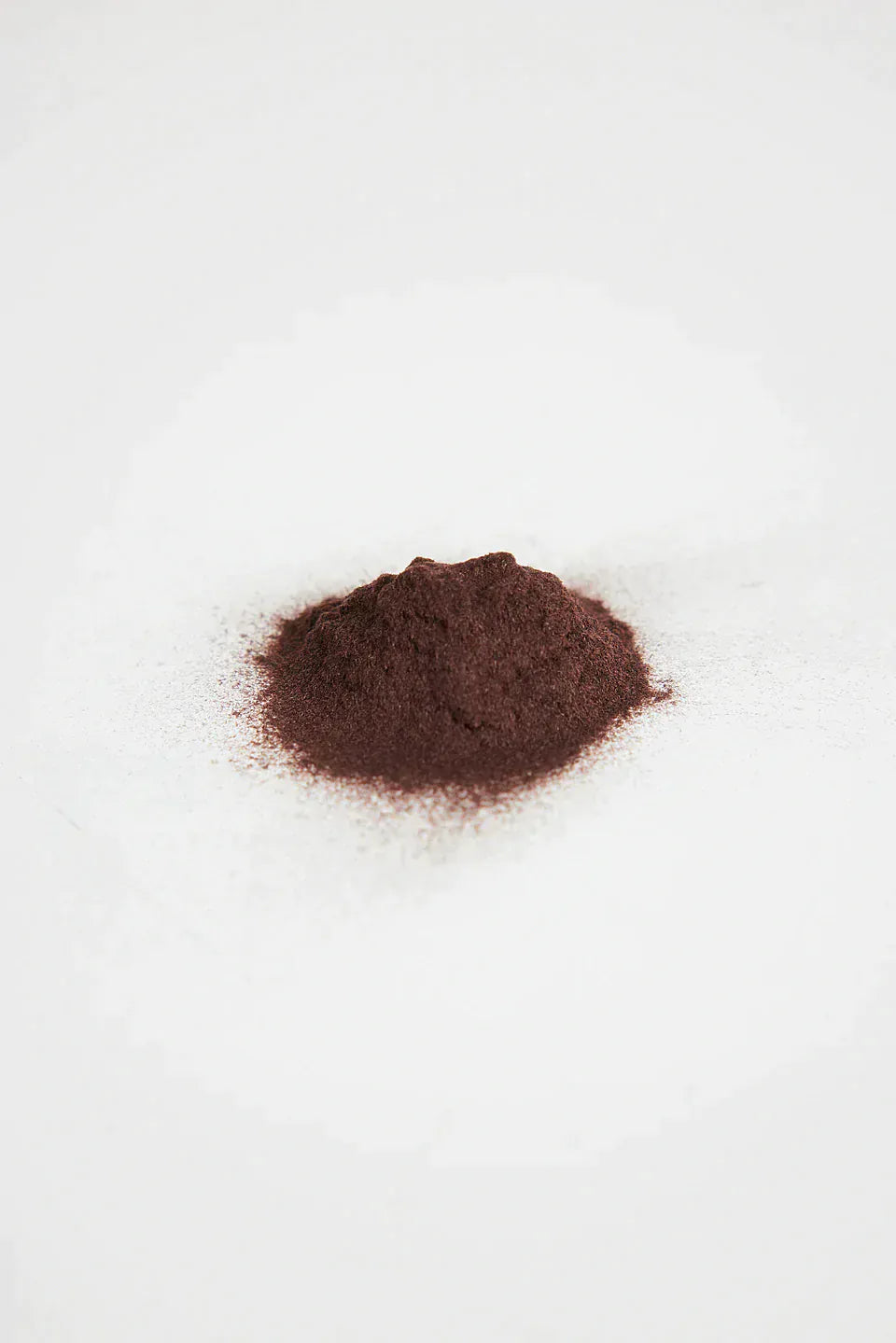 Rich Medium Brunette // Clingy Fibers