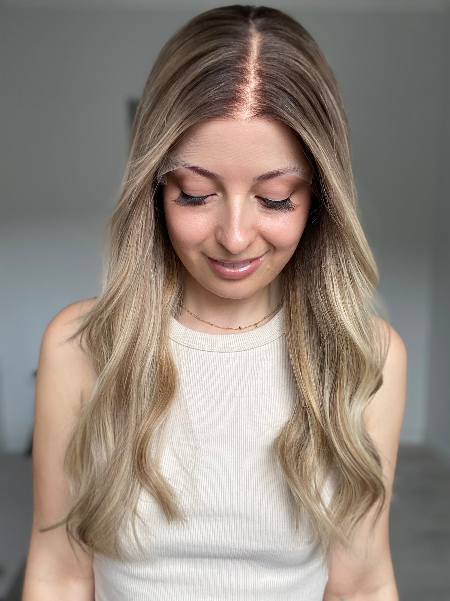 Rooted Dimensional Blonde // Luxe Wig // 22 Inches // M Cap