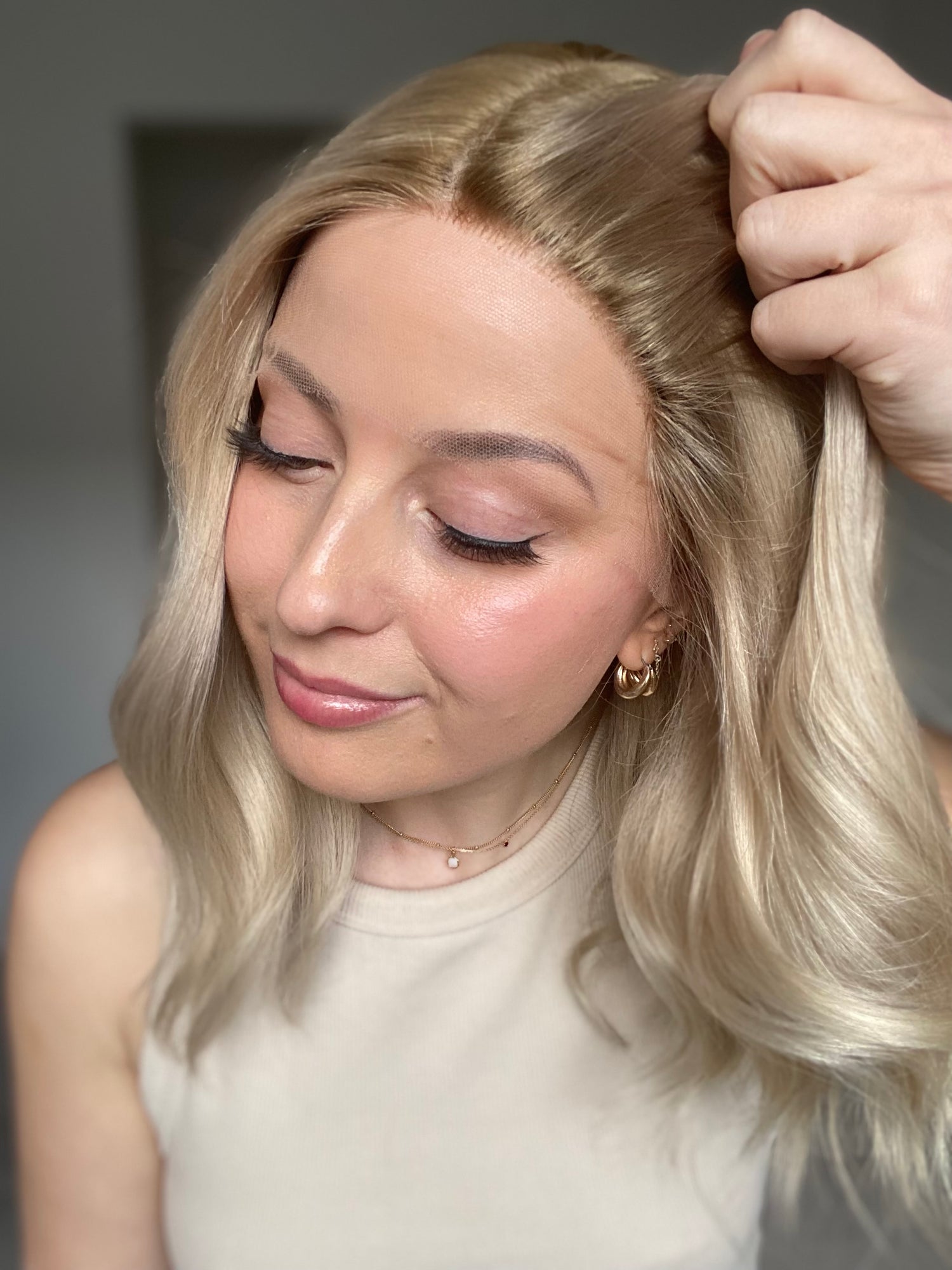 KIMS CLOSET // Brightest Blonde // Lace-Front Essentials Wig // 16 Inches // M Cap