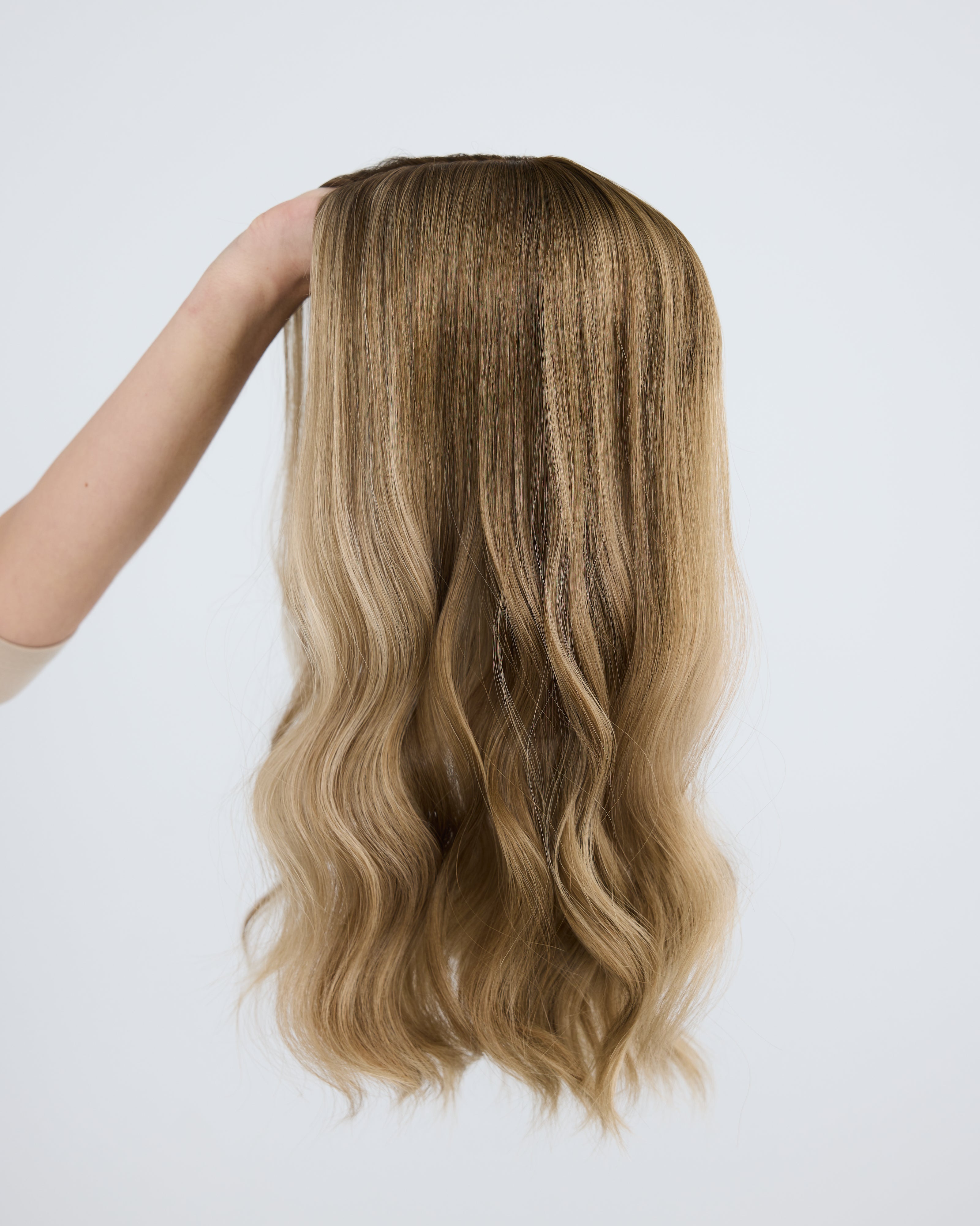 Ashy Bronde // Silk Topper