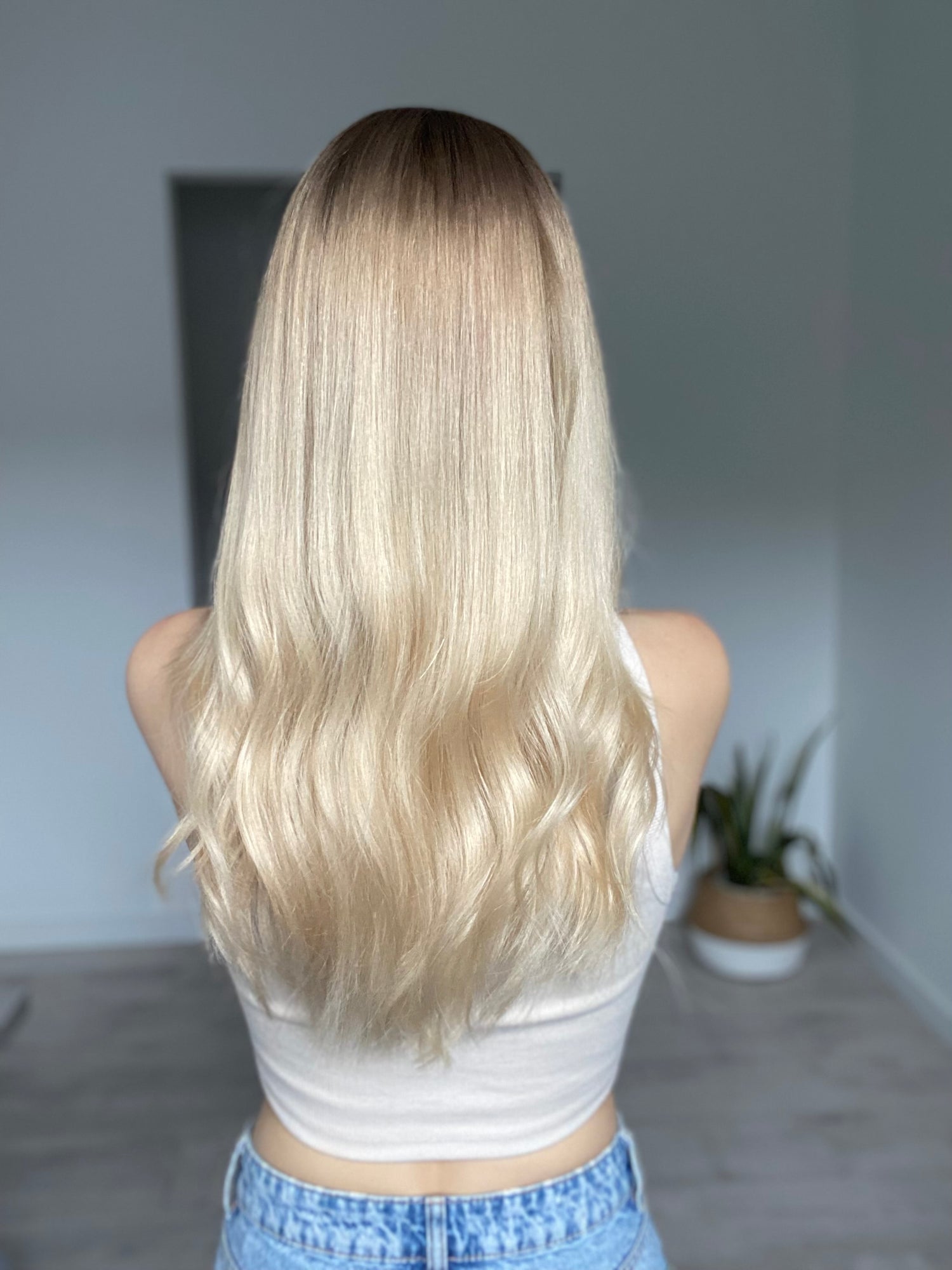 Light Rooted Blonde // Lace Front Essentials Wig // 22 Inches // M Cap