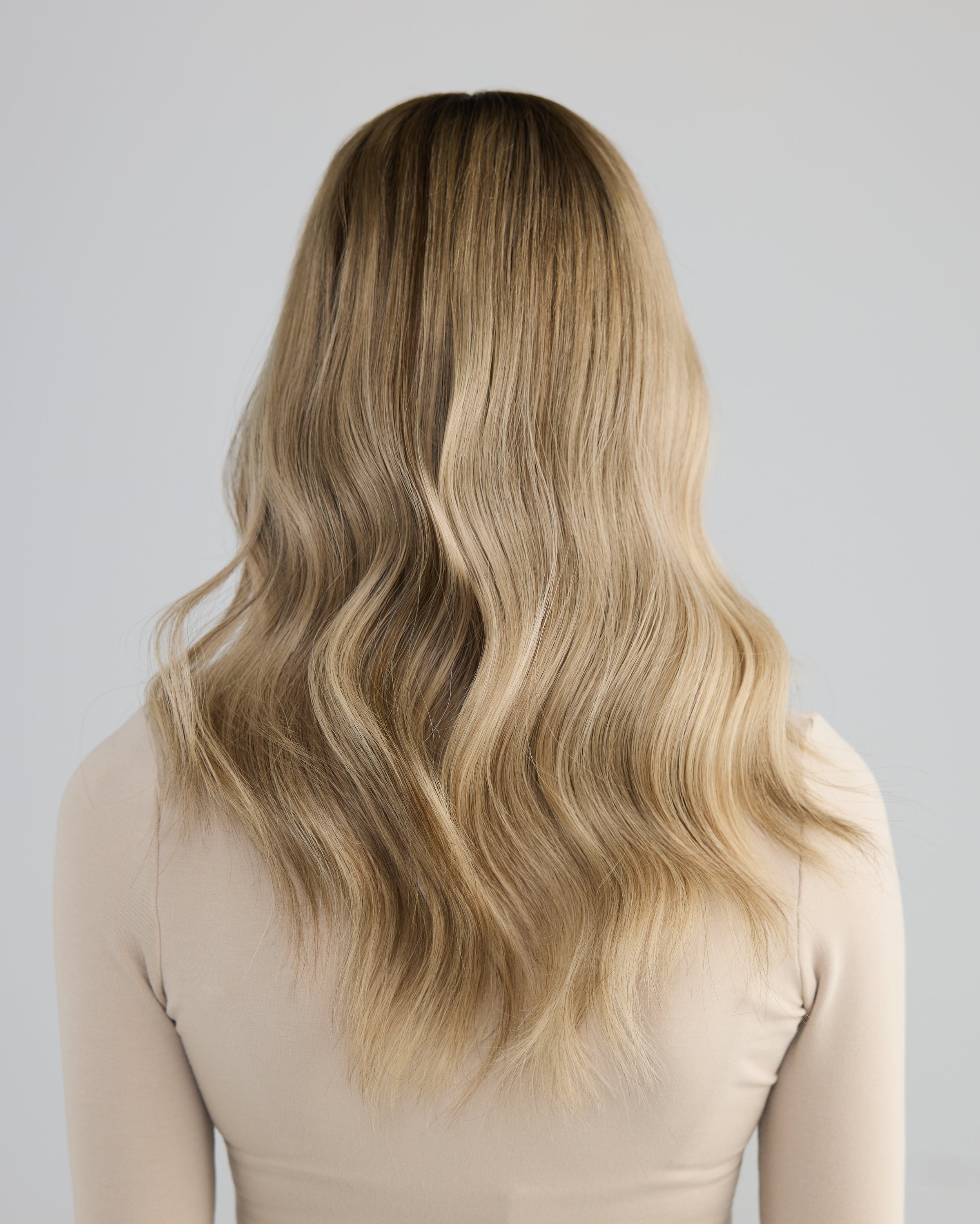 Beige Blonde - Medium / 20 inch // Exclusive Lace Wig