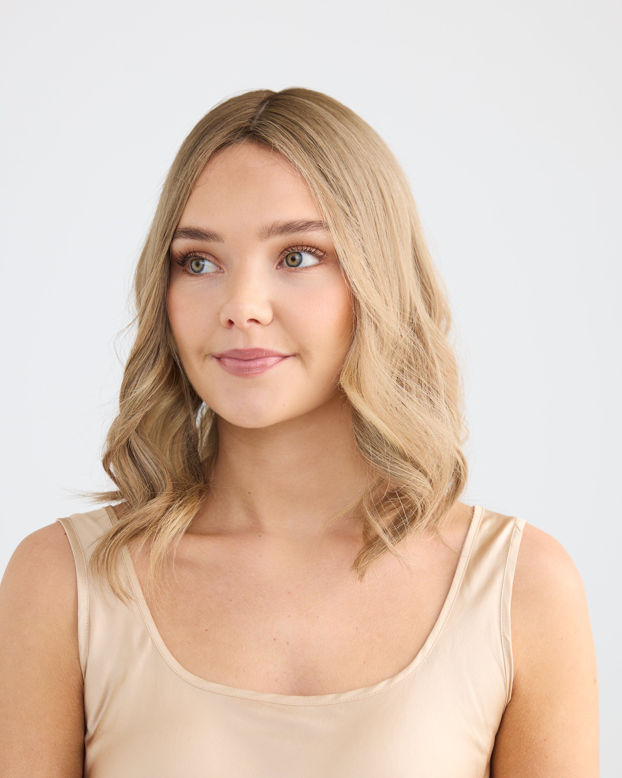 Champagne Blonde // Lusta Silk Topper