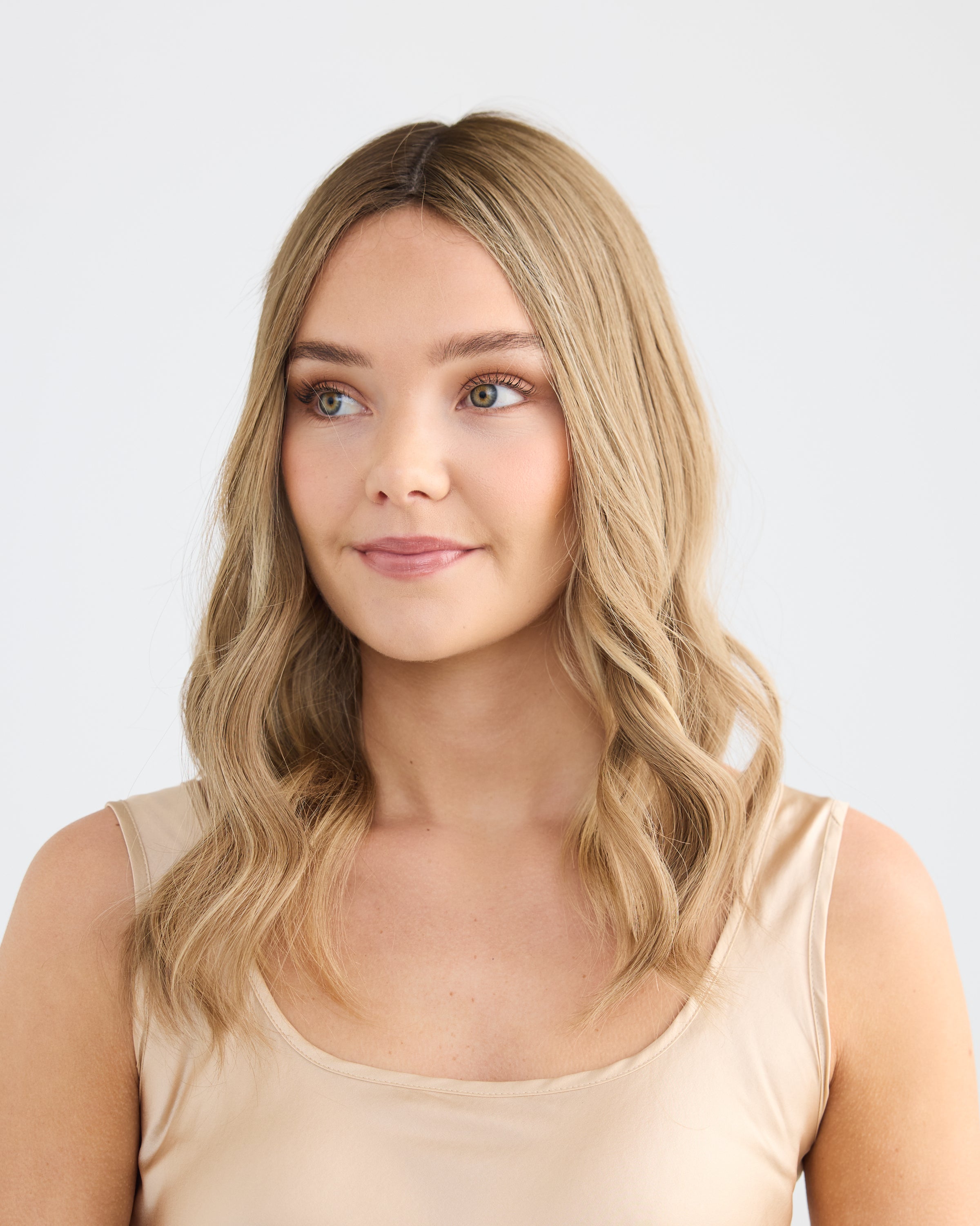 Champagne Blonde // Lusta Silk Topper