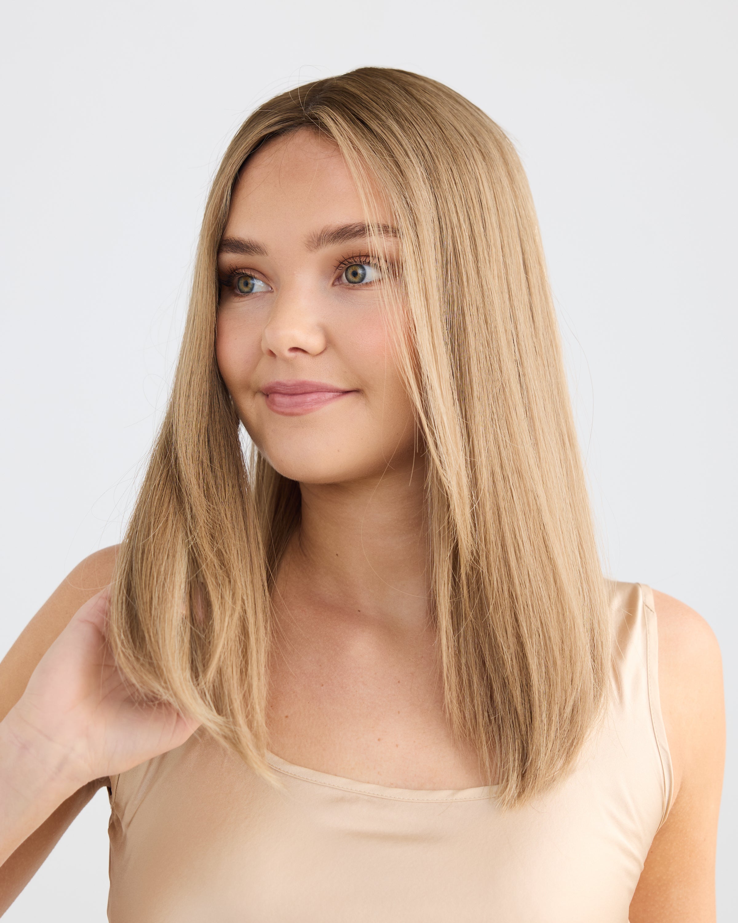Champagne Blonde // Lusta Silk Topper