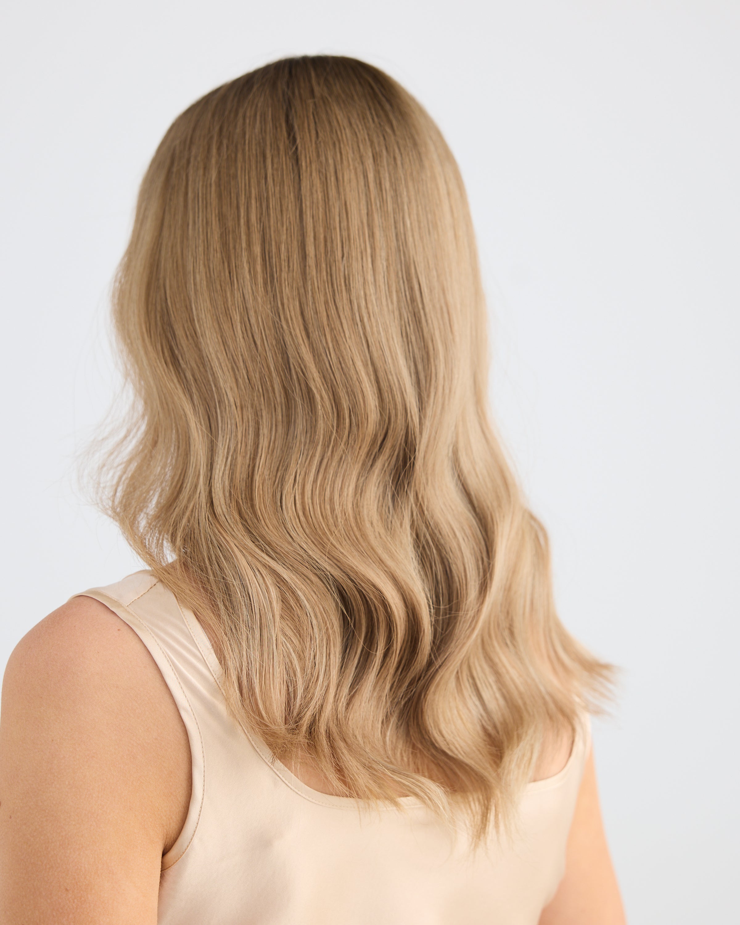 Champagne Blonde // Lusta Silk Topper