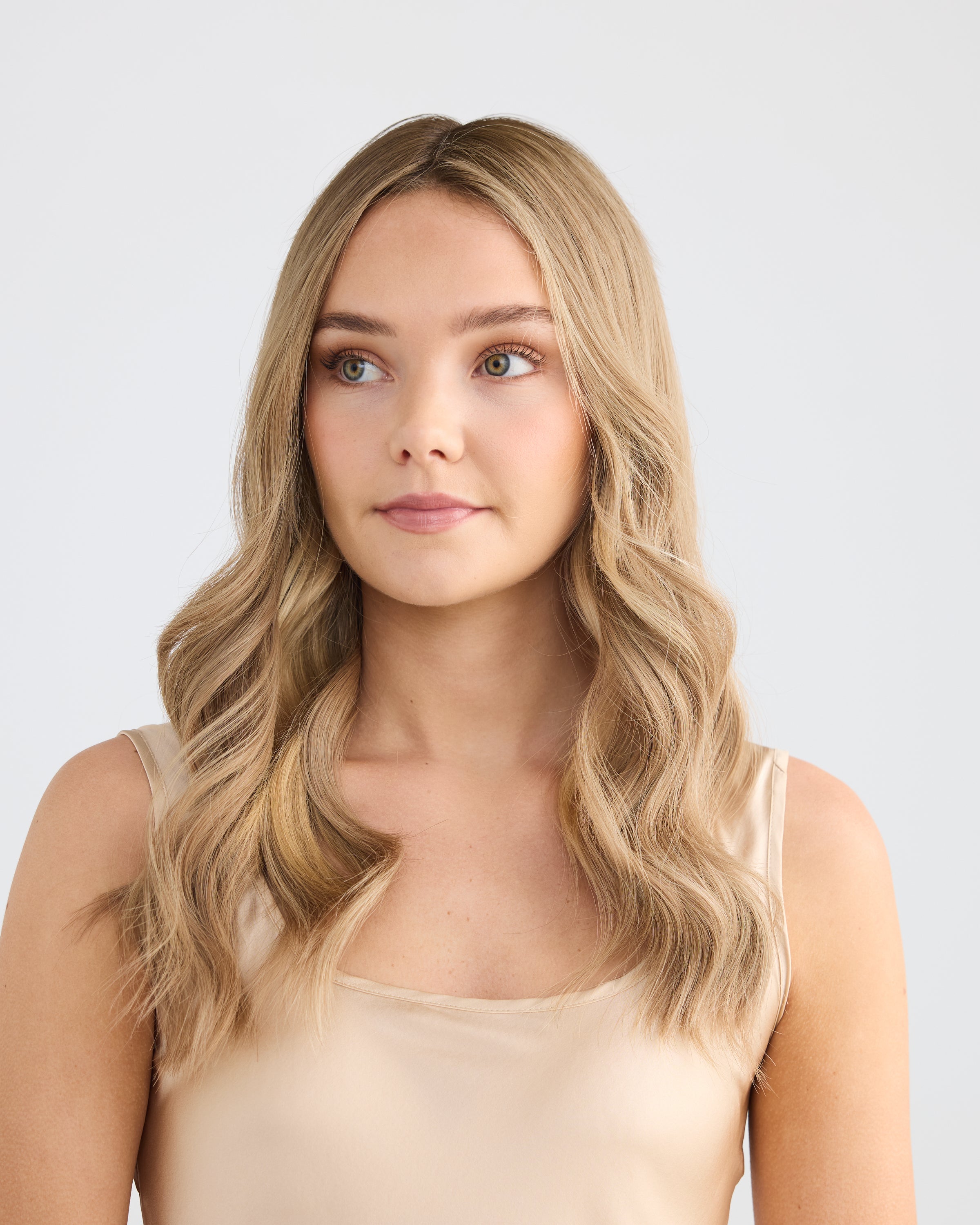 Champagne Blonde // Lusta Silk Topper