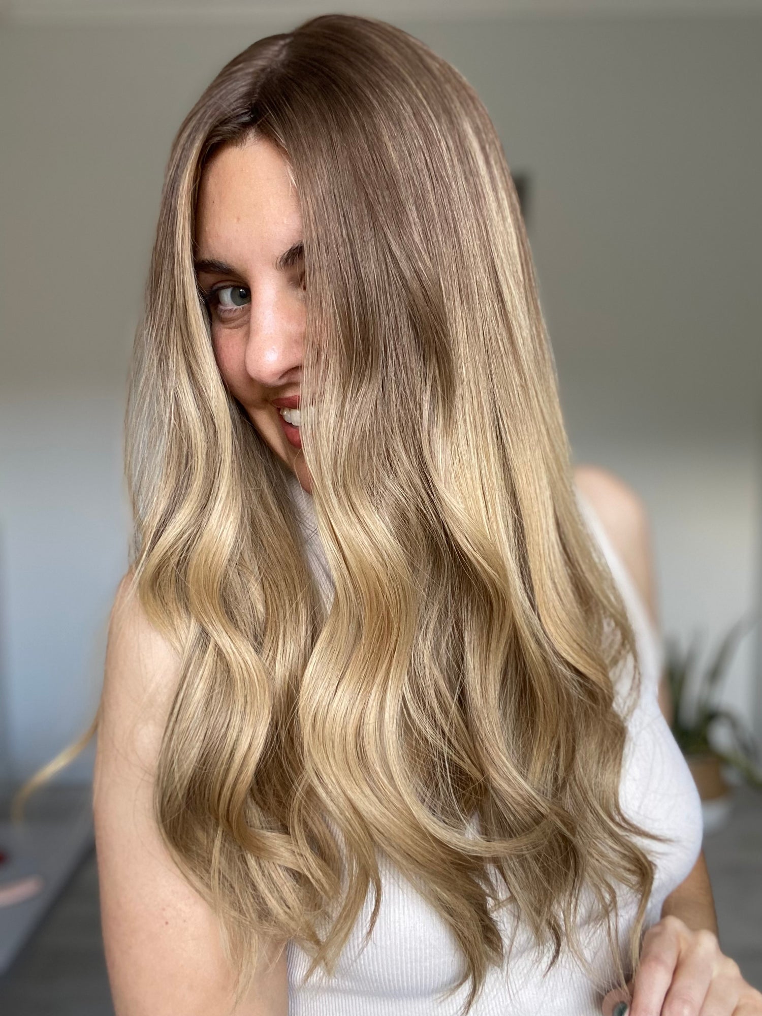 Dimensional Rooted Blonde 7x7 20 Inches Topper