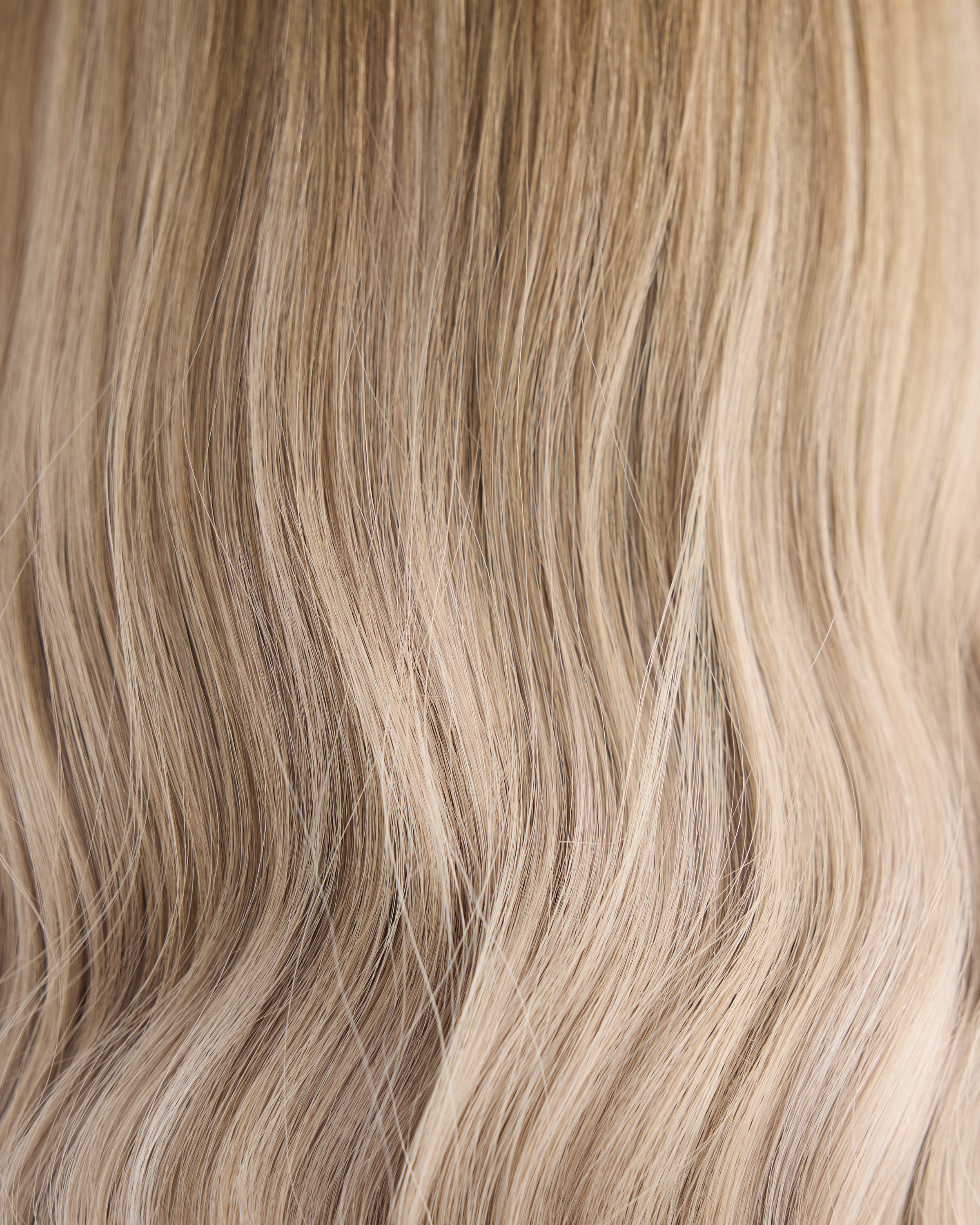 Frosted Blonde // Lusta Silk Topper