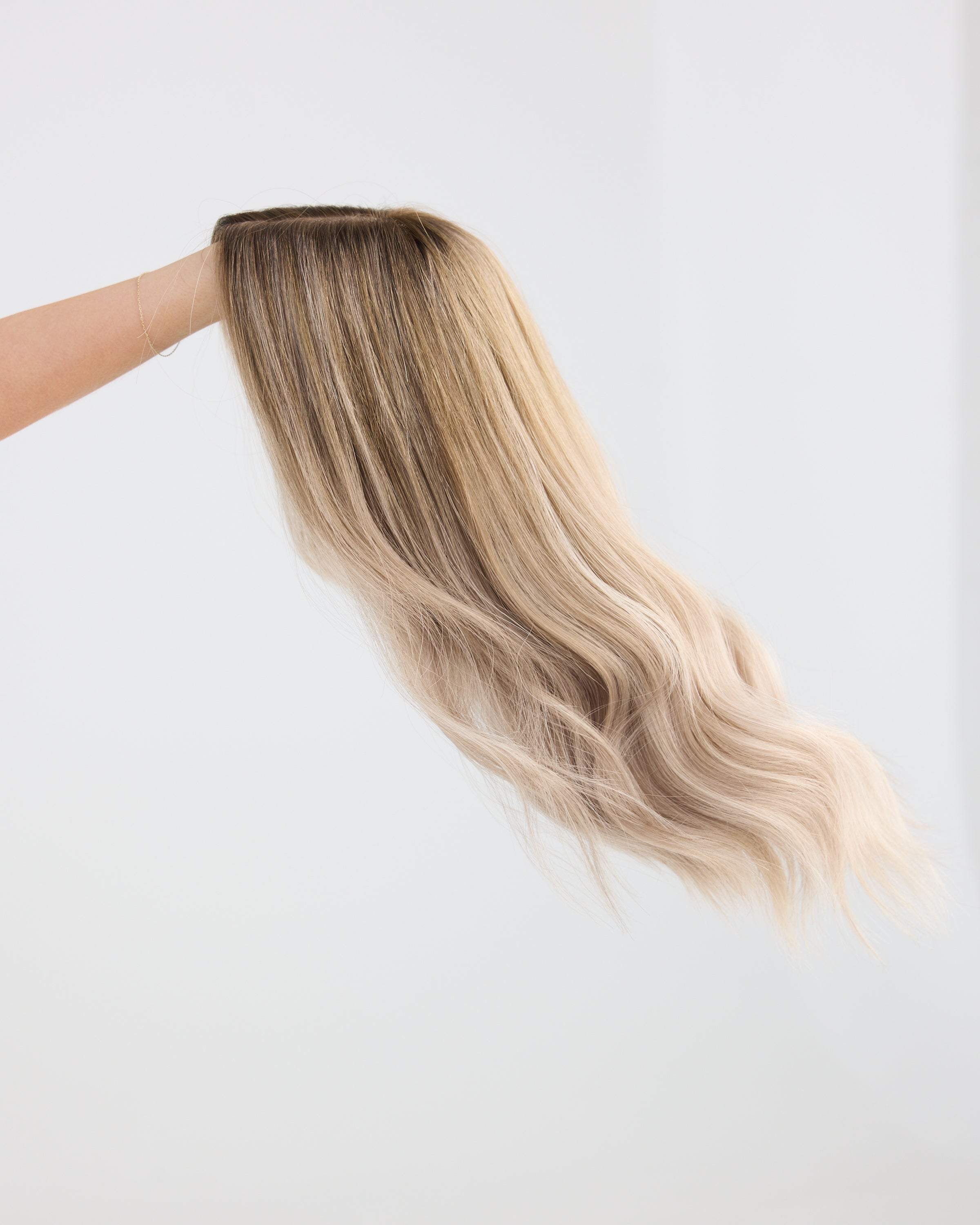 Frosted Blonde // Lusta Silk Topper