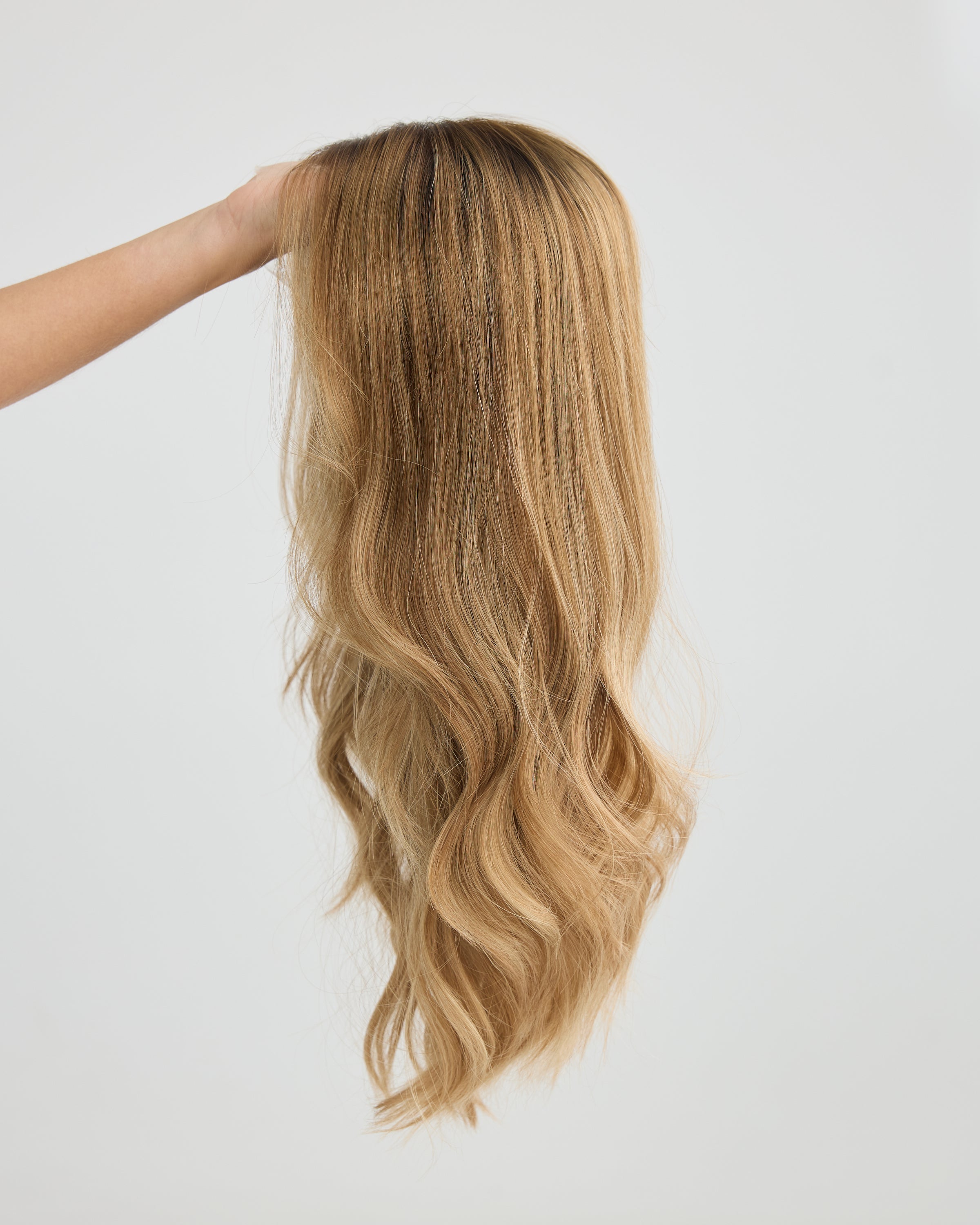 Walnut Blonde // The Lusta Lace Wig