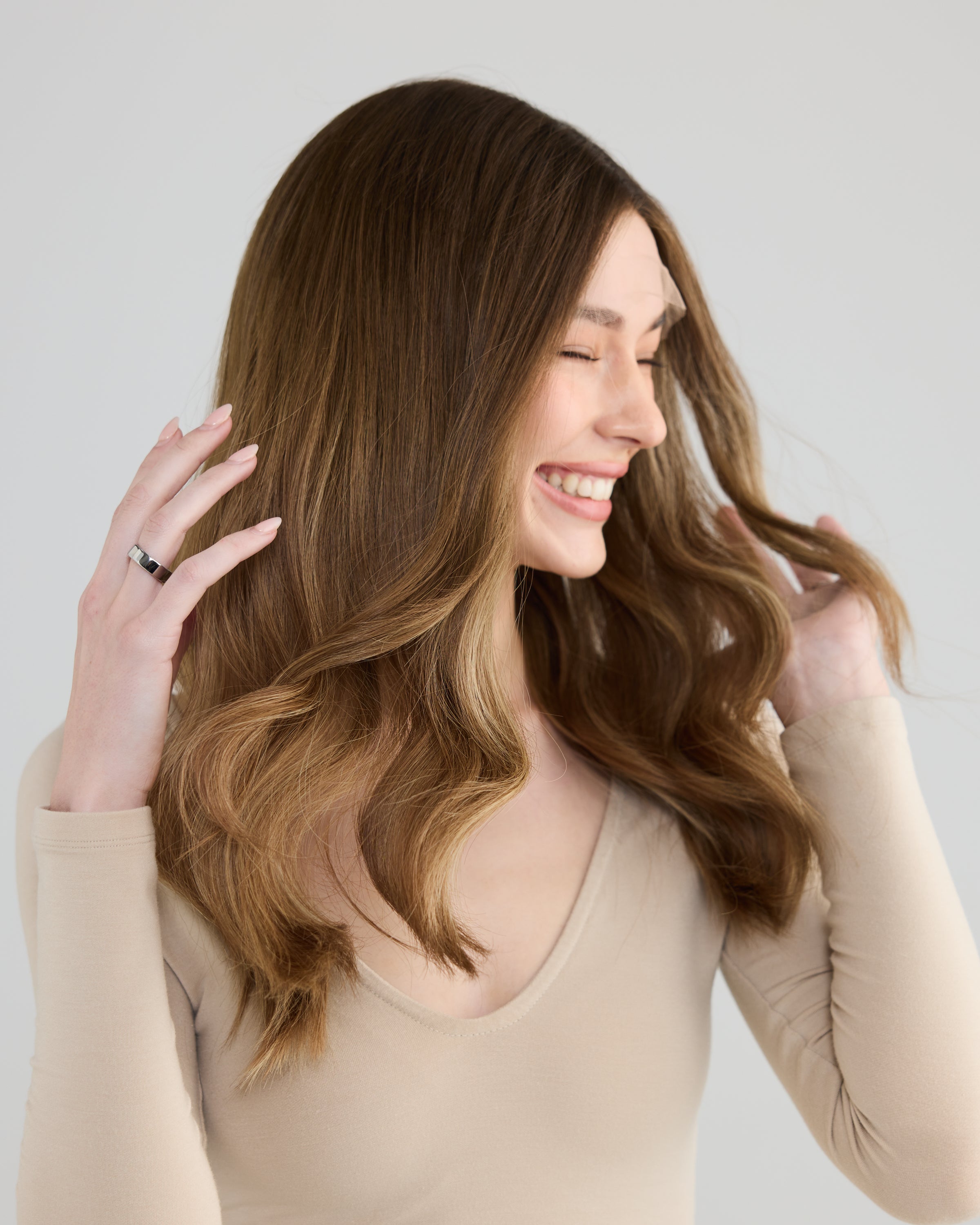 Honey Latte - Medium / 20 inch // Exclusive Lace Wig