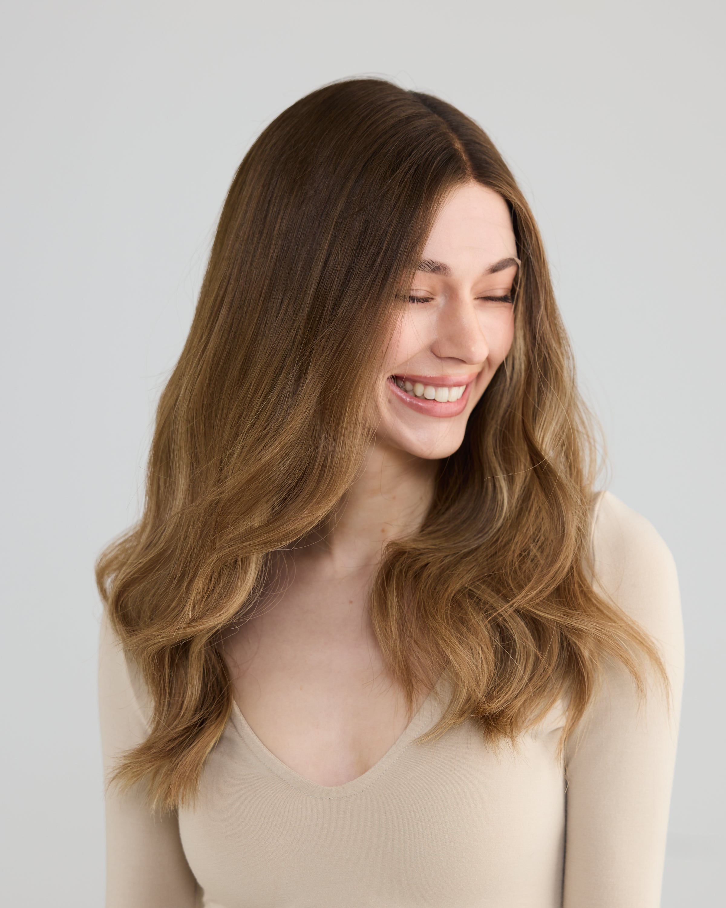 Honey Latte - Medium / 20 inch // Exclusive Lace Wig