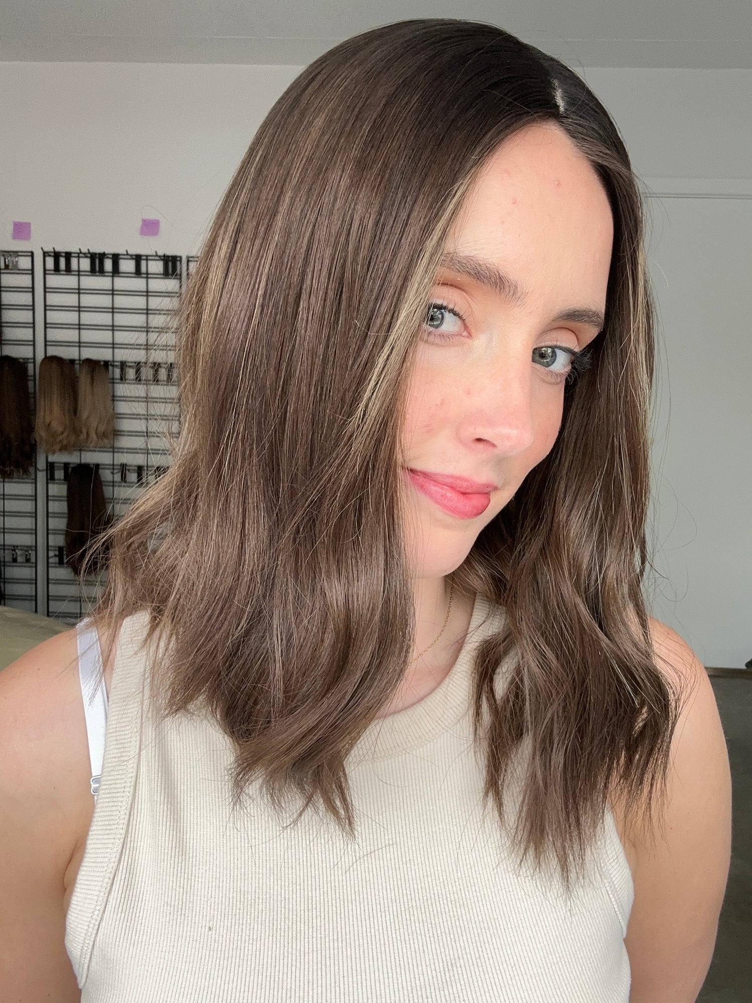 Subtle Dimensional Brunette 8x8 16 Inches Topper