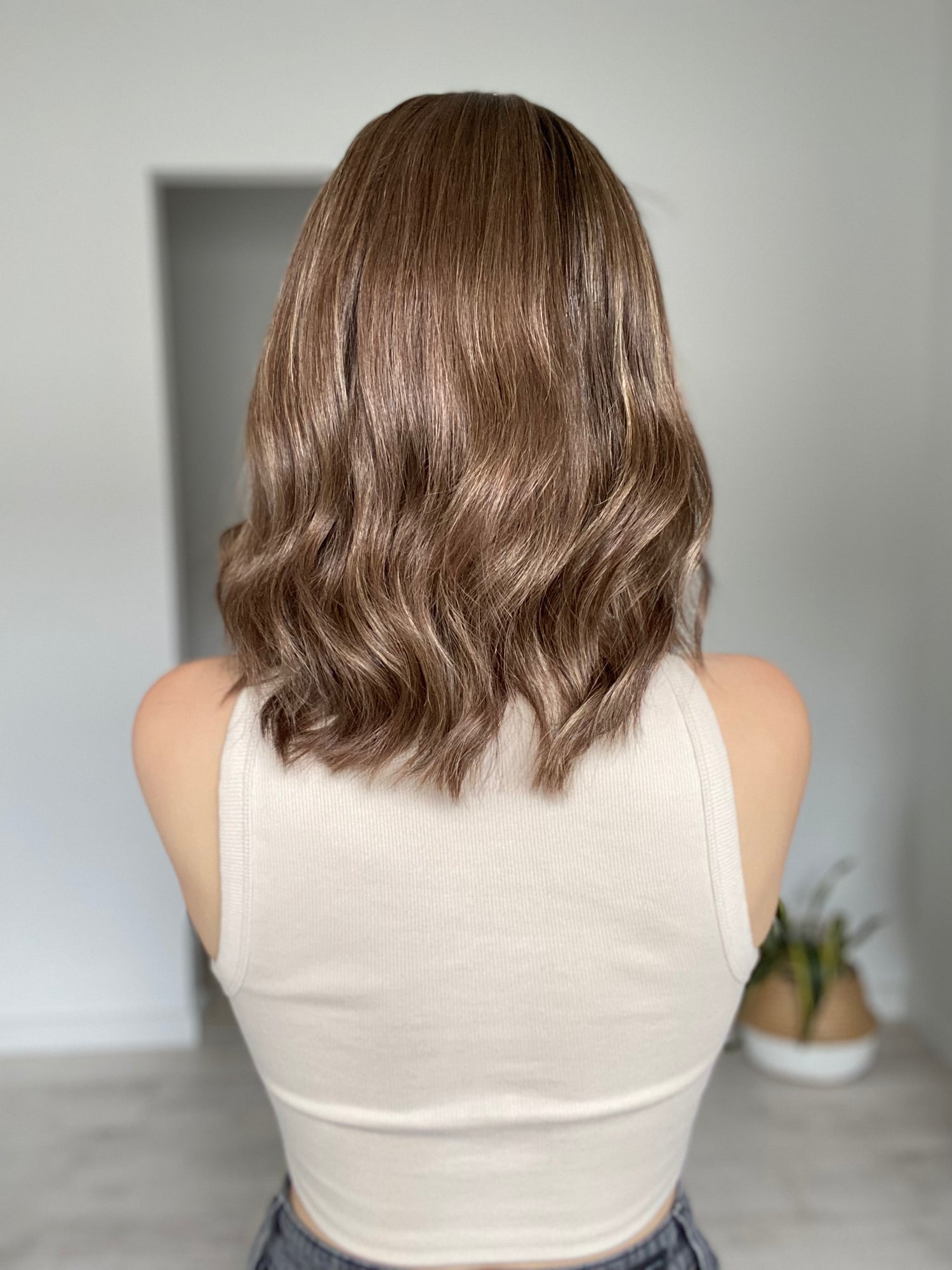 Dimensional Ashy Brunette // Game Changer Wig // 14 Inches // M Cap