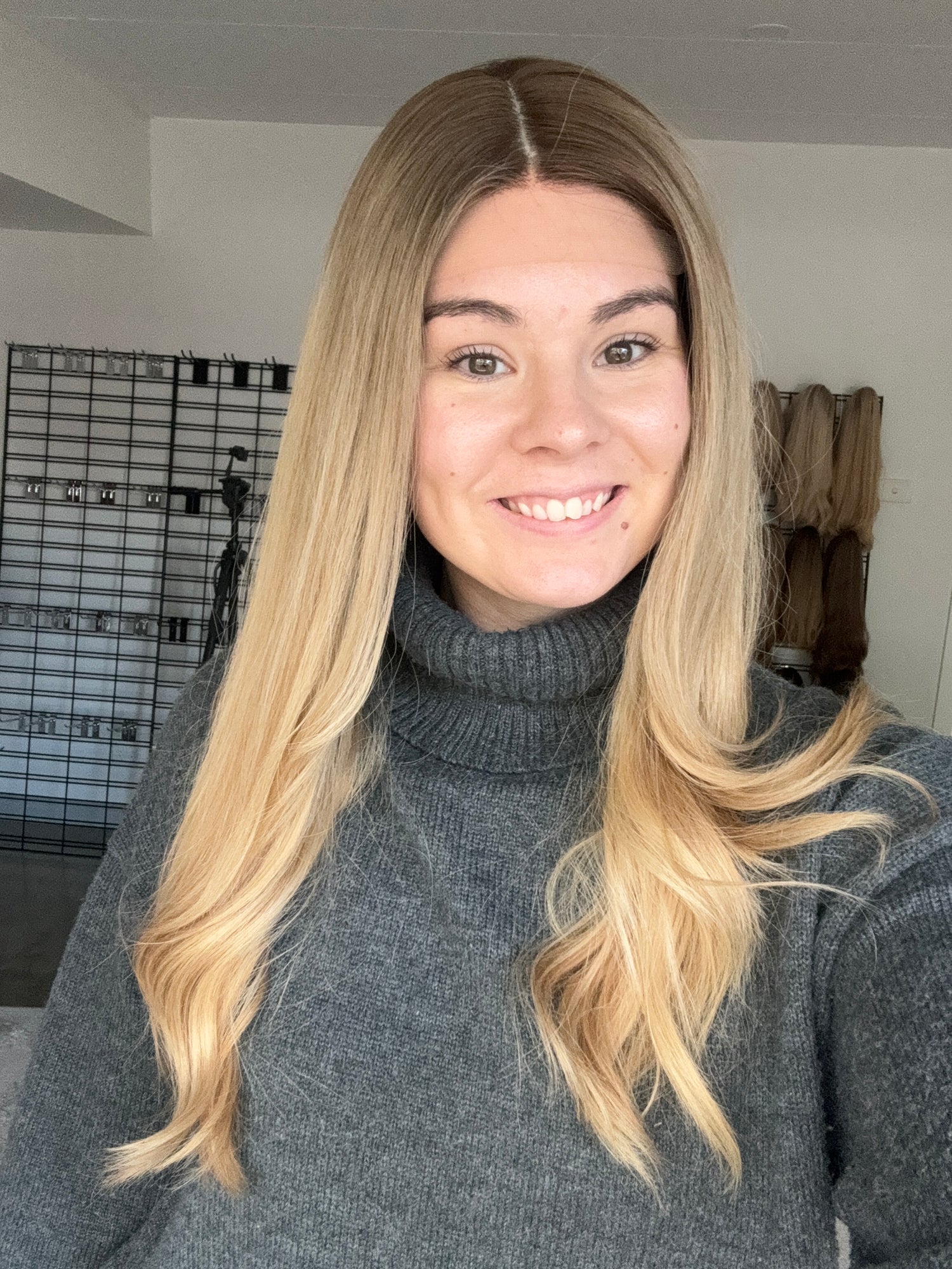 Neutral DImensional Blonde // Game Changer // M Cap // 24 Inches